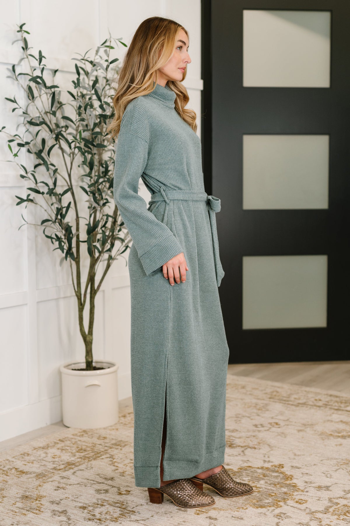 Dear Scarlett Travel Plush Knit Dress (Teal)