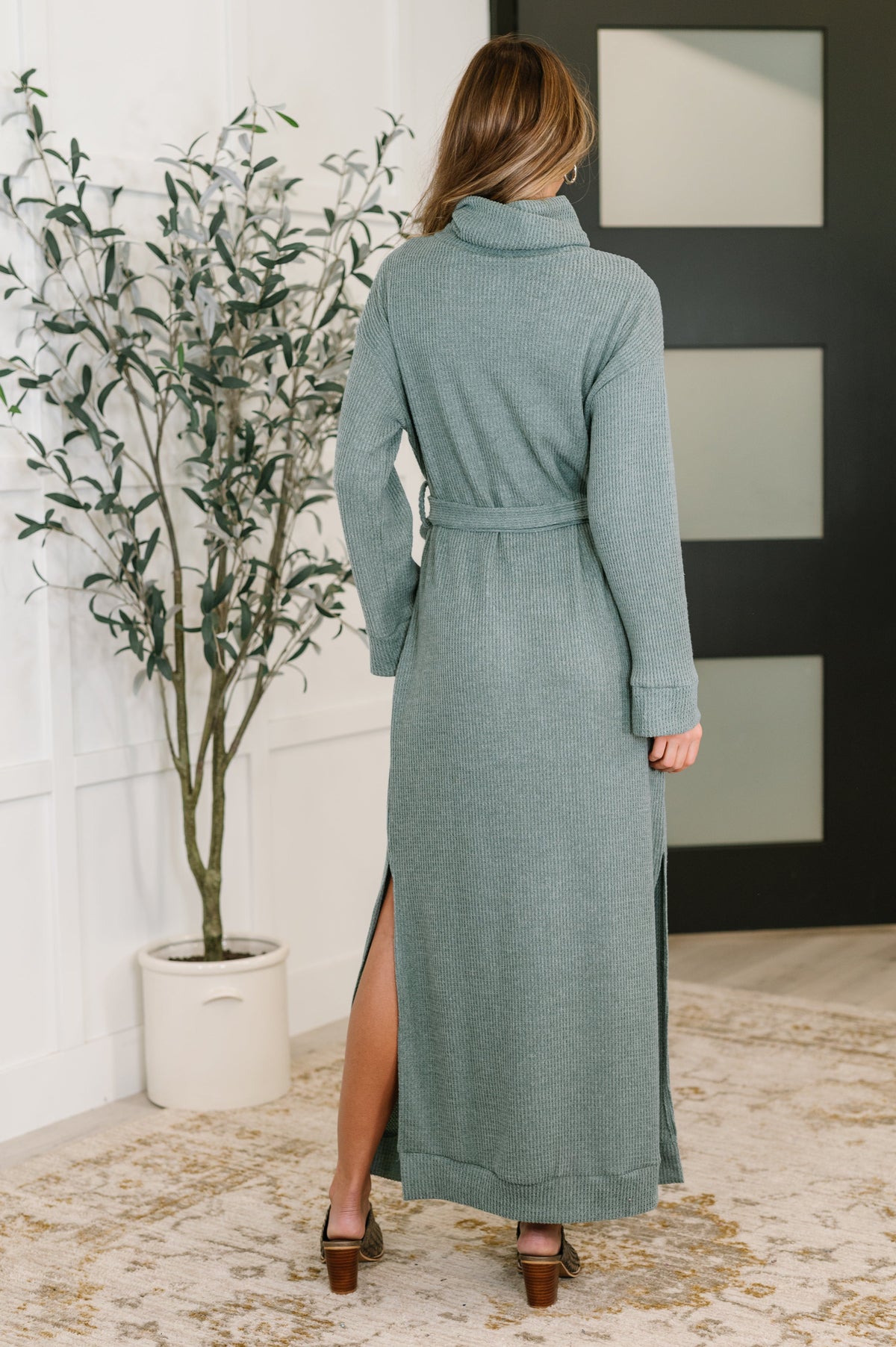 Dear Scarlett Travel Plush Knit Dress (Teal)