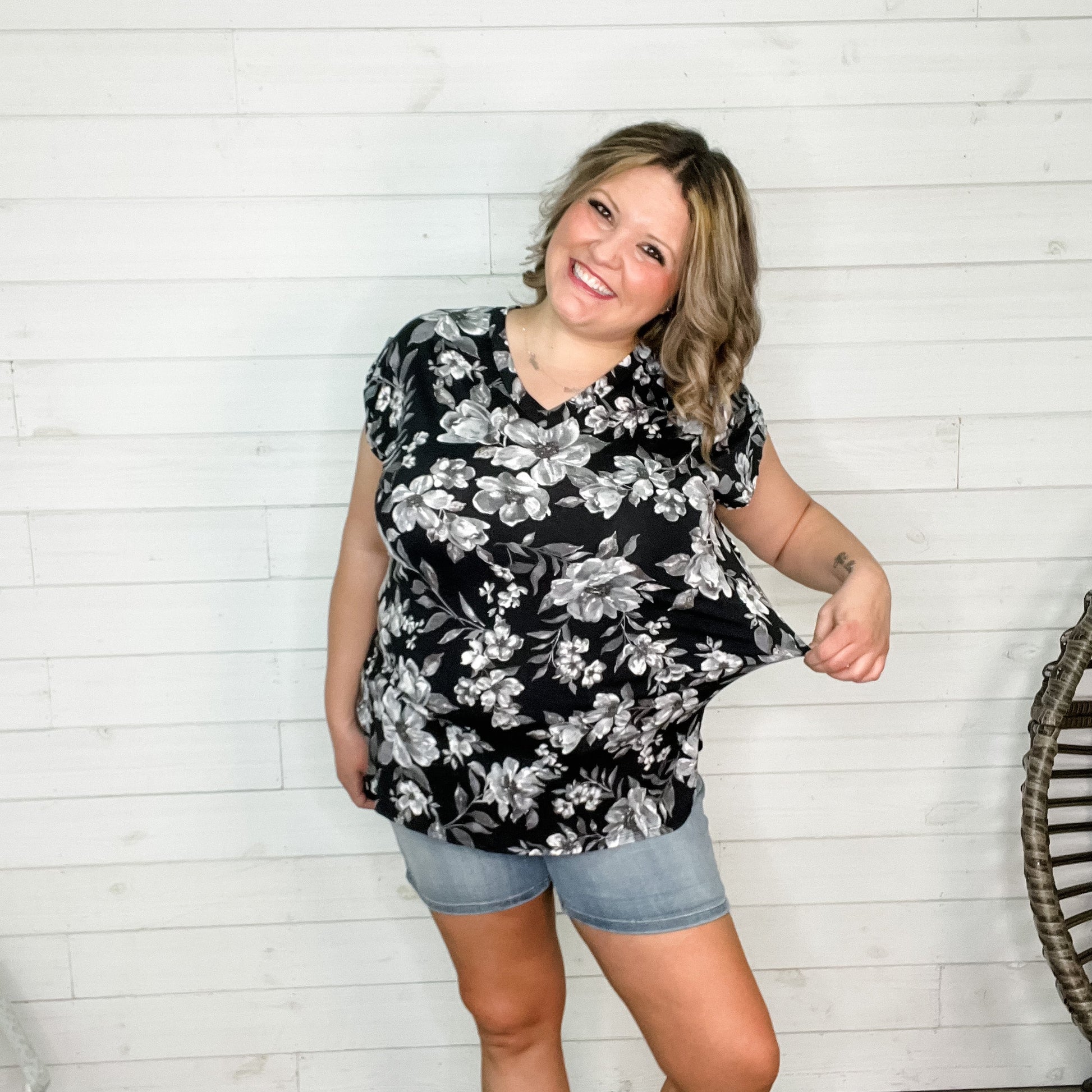 "Cassadine" Floral V Neck with Cap sleeve Button Detail