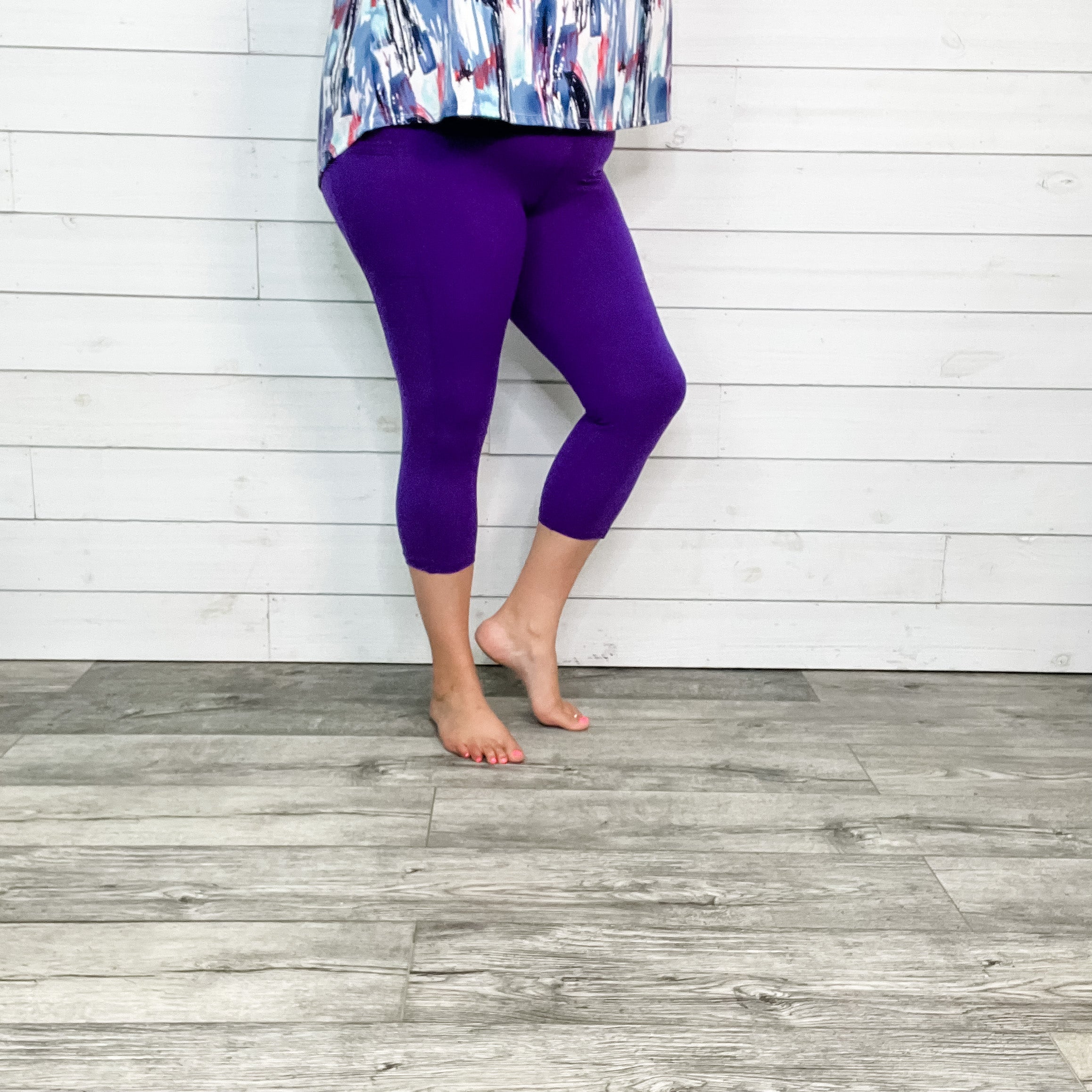 Classic Legging Style Capris With Pocket (Purple)-Lola Monroe Boutique