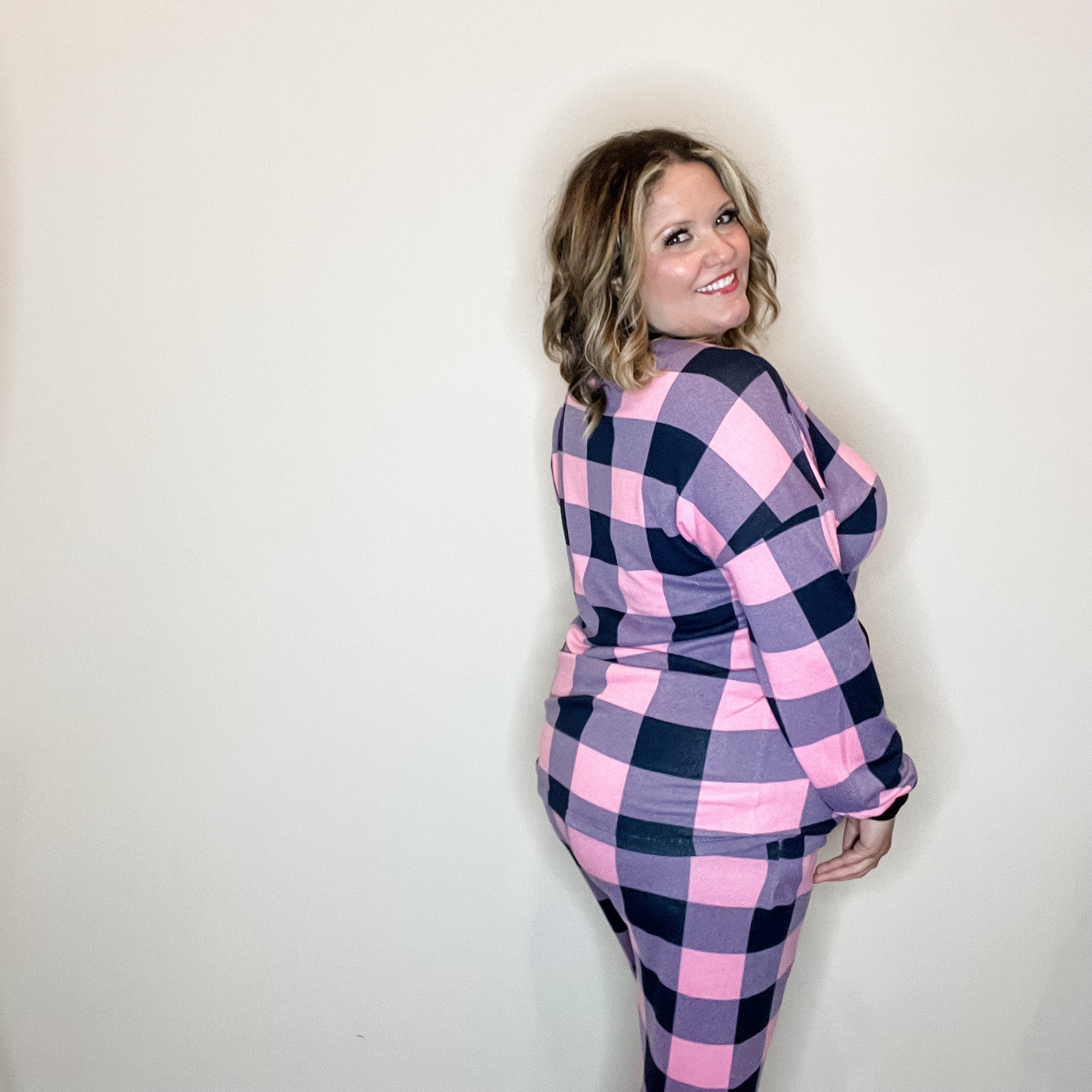 "Comfy" Plaid Lounge Set with Pockets-Lola Monroe Boutique