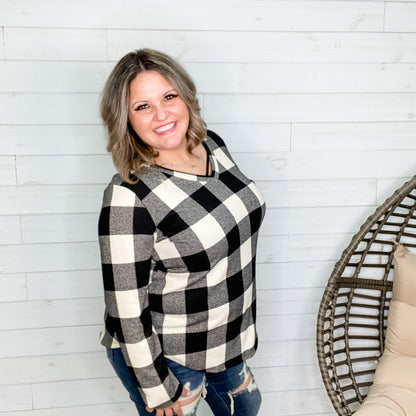 "Delfina" Long Sleeve Checkered V Neck