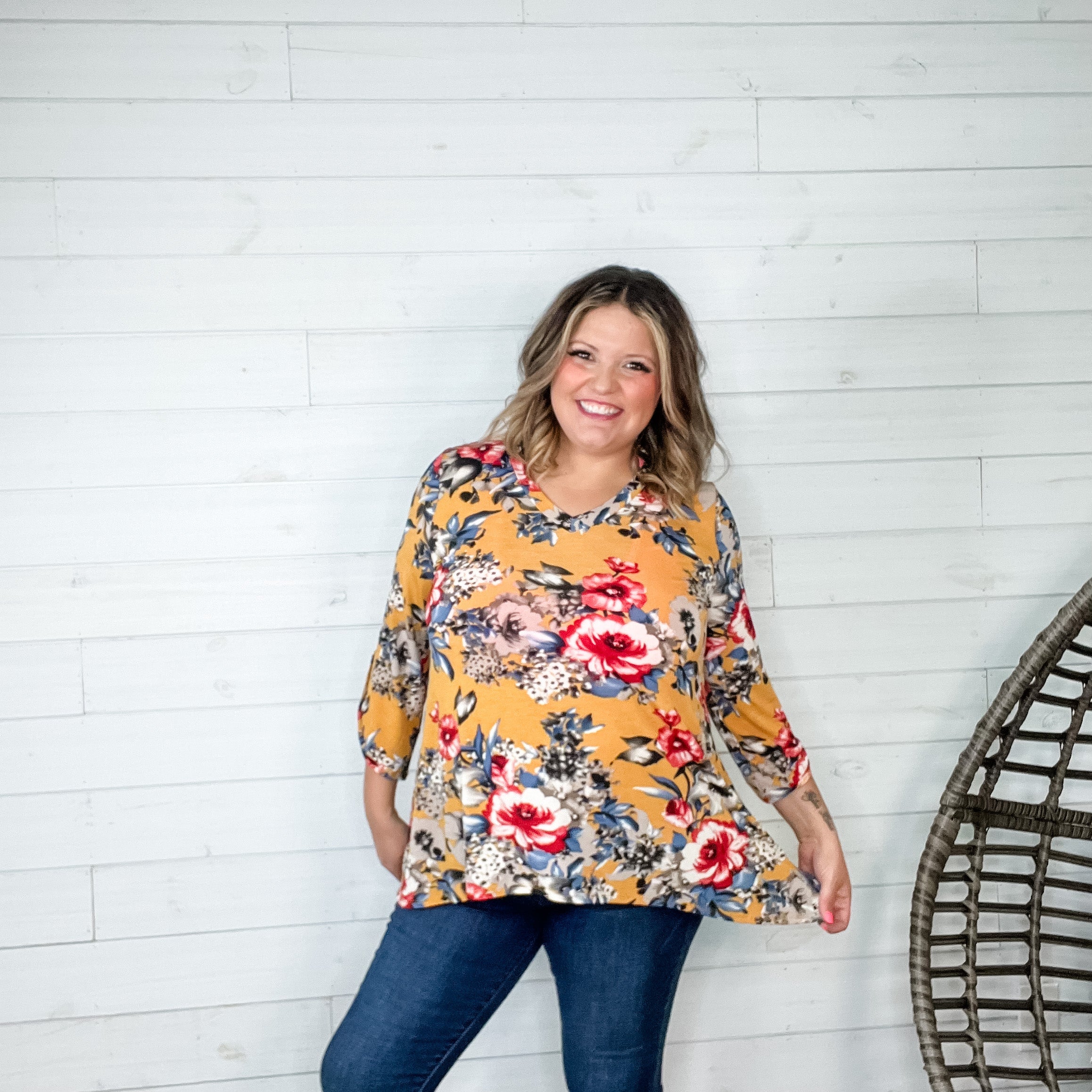 "Denise" Floral 3/4 Sleeve V Neck-Lola Monroe Boutique