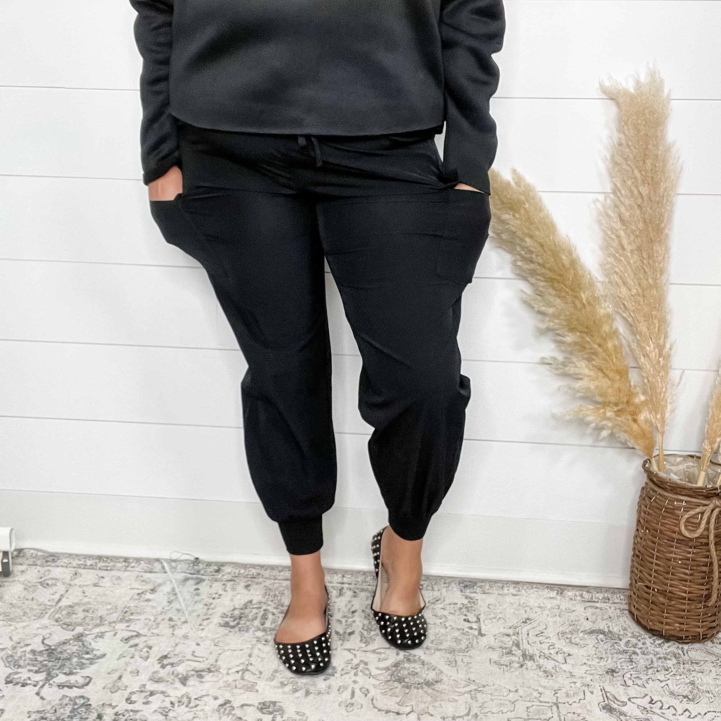 "Donovan" Lightweight Joggers-Lola Monroe Boutique