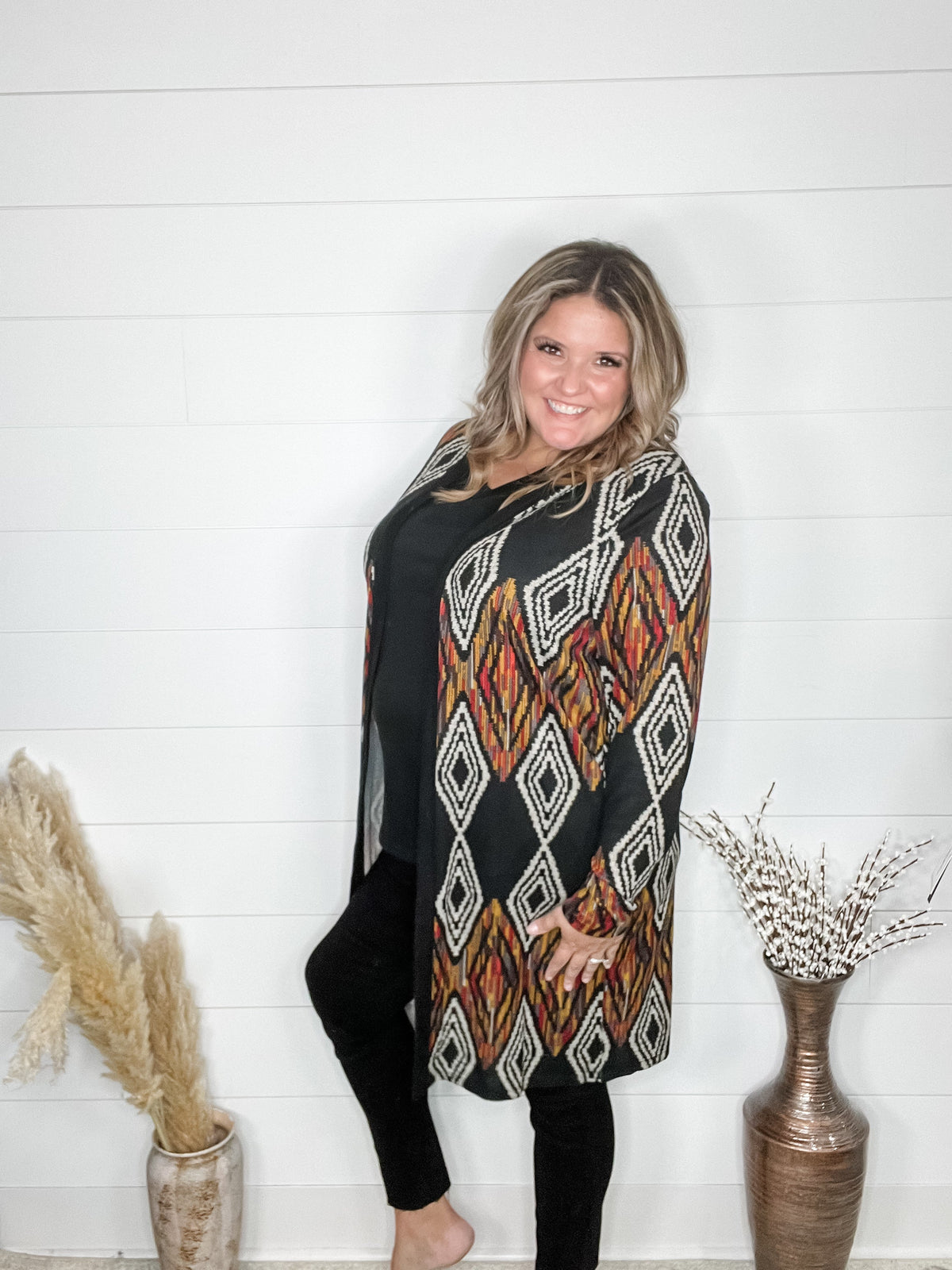 "Dutton" Aztec Print Cardigan with Pockets (Black)