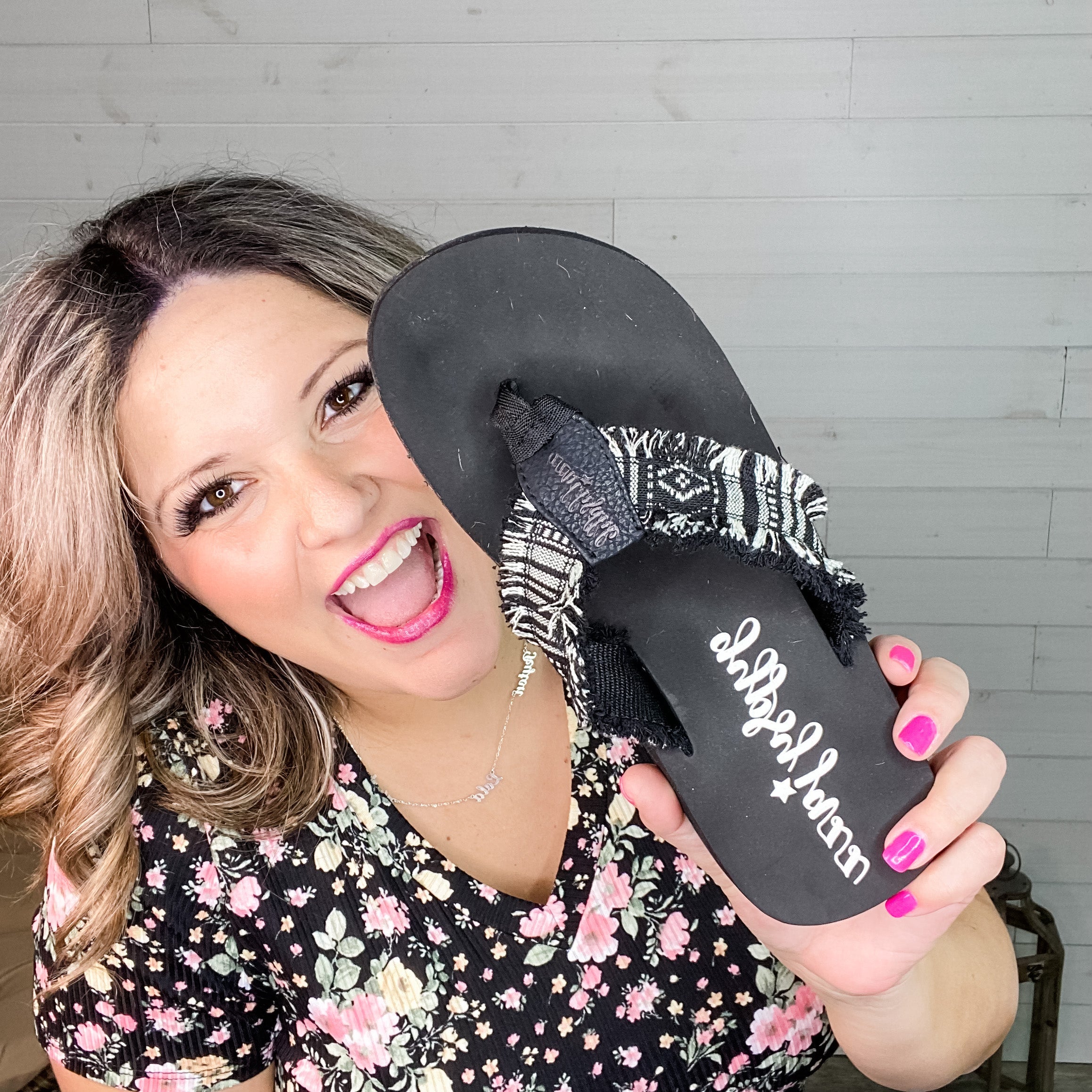 "Encore" By Gypsy Jazz Flip Flop (Black and White Serape)-Lola Monroe Boutique