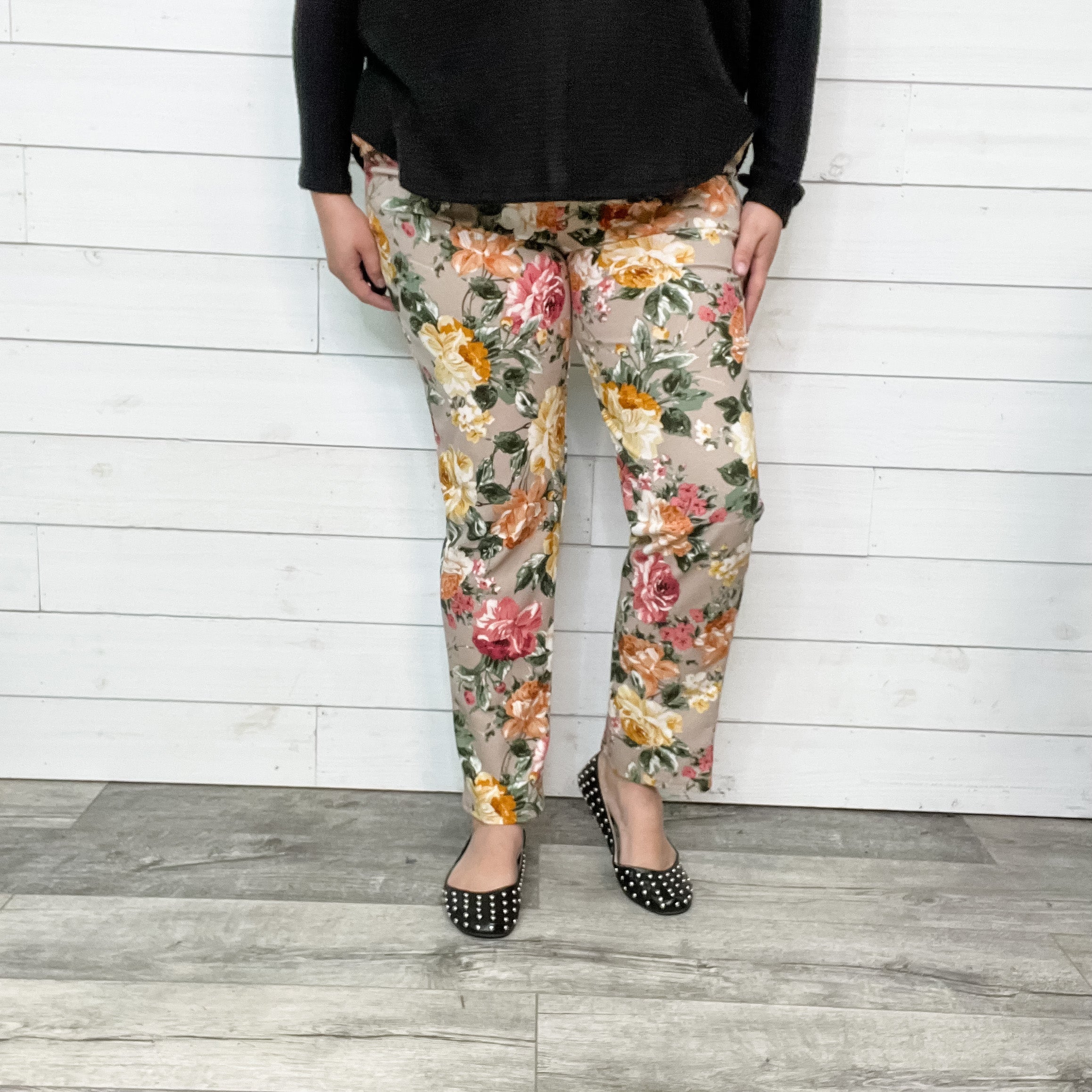 Floral Straight Leg Pant with Pockets-Lola Monroe Boutique