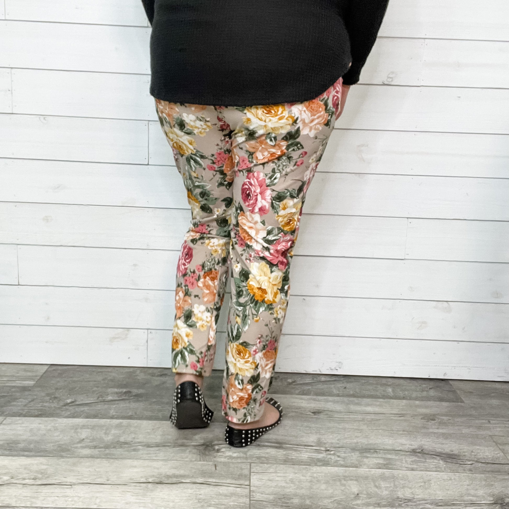 Floral Straight Leg Pant with Pockets