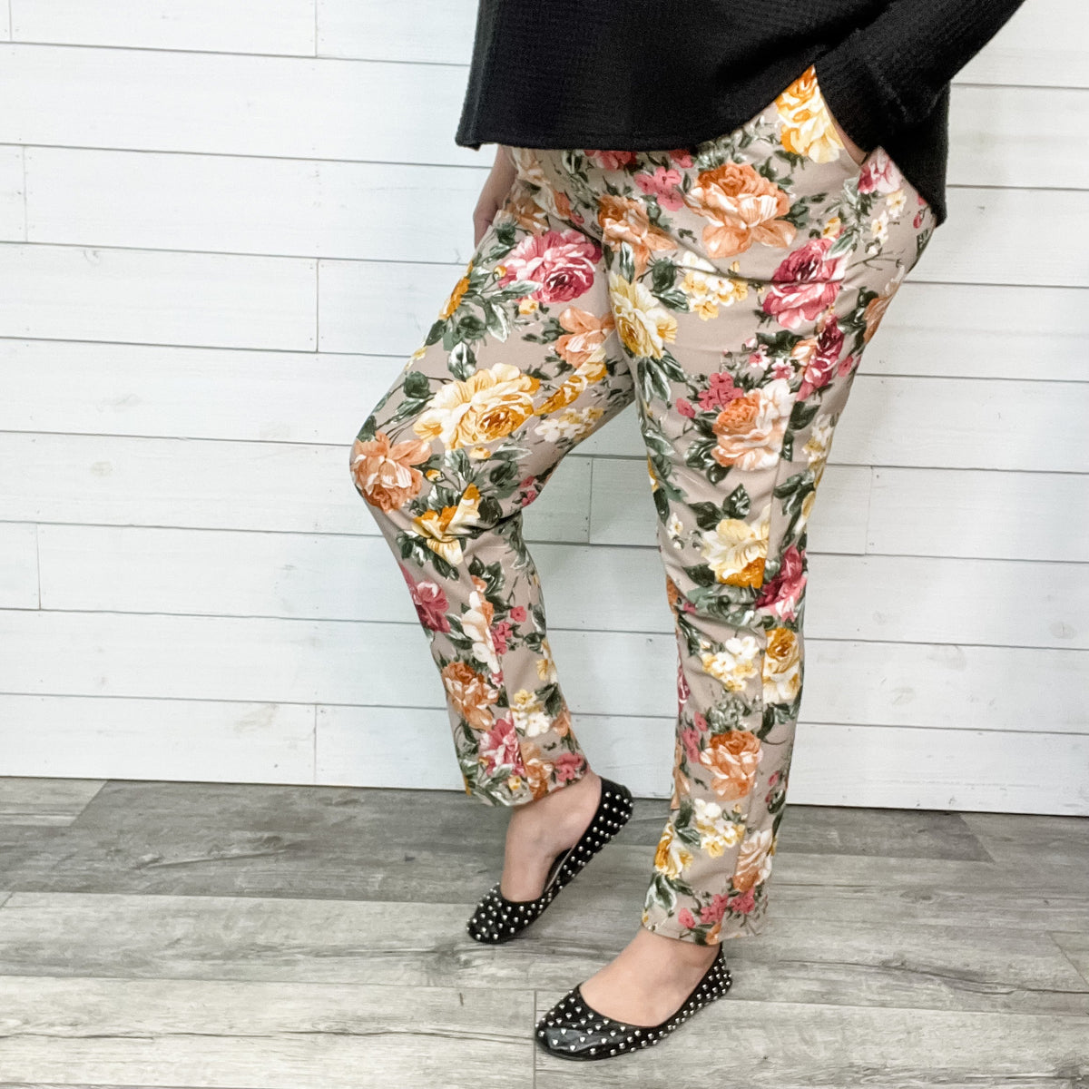 Floral Straight Leg Pant with Pockets-Lola Monroe Boutique