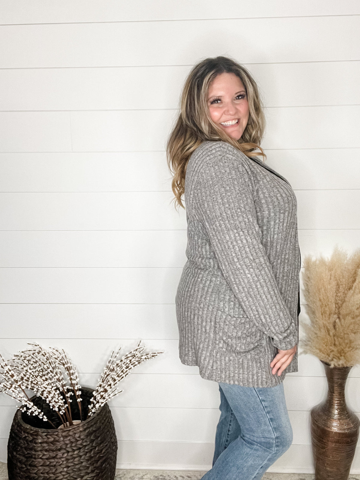 "Here We Go" Ribbed Cardigan with Pockets (Gray)