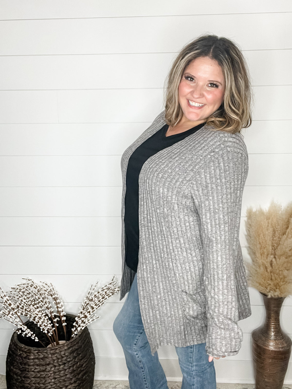 "Here We Go" Ribbed Cardigan with Pockets (Gray)