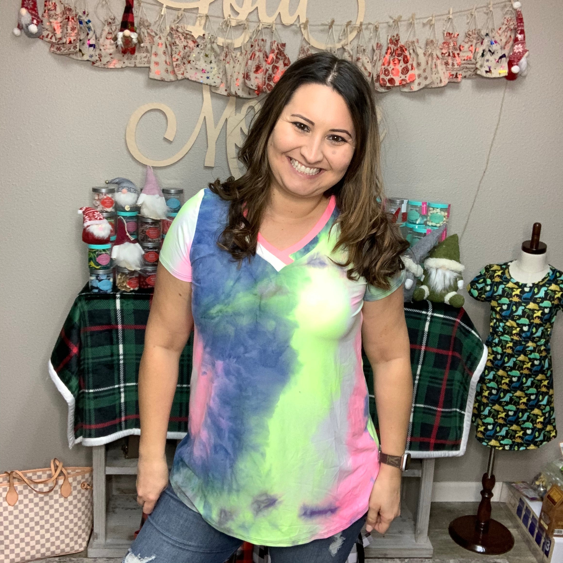 Honey Me V Neck Tie Dye Tee-Lola Monroe Boutique