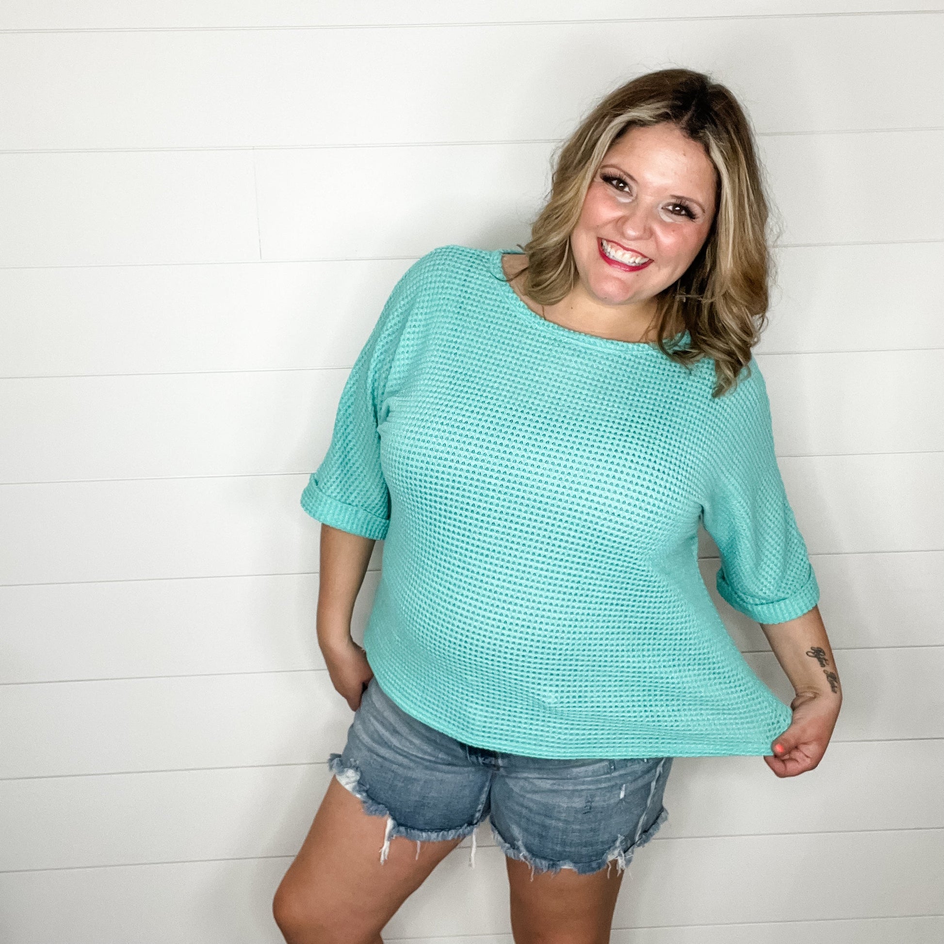 "Honeycutt" Cuffed 3/4 Sleeve Waffle Texture Top (Spearmint)