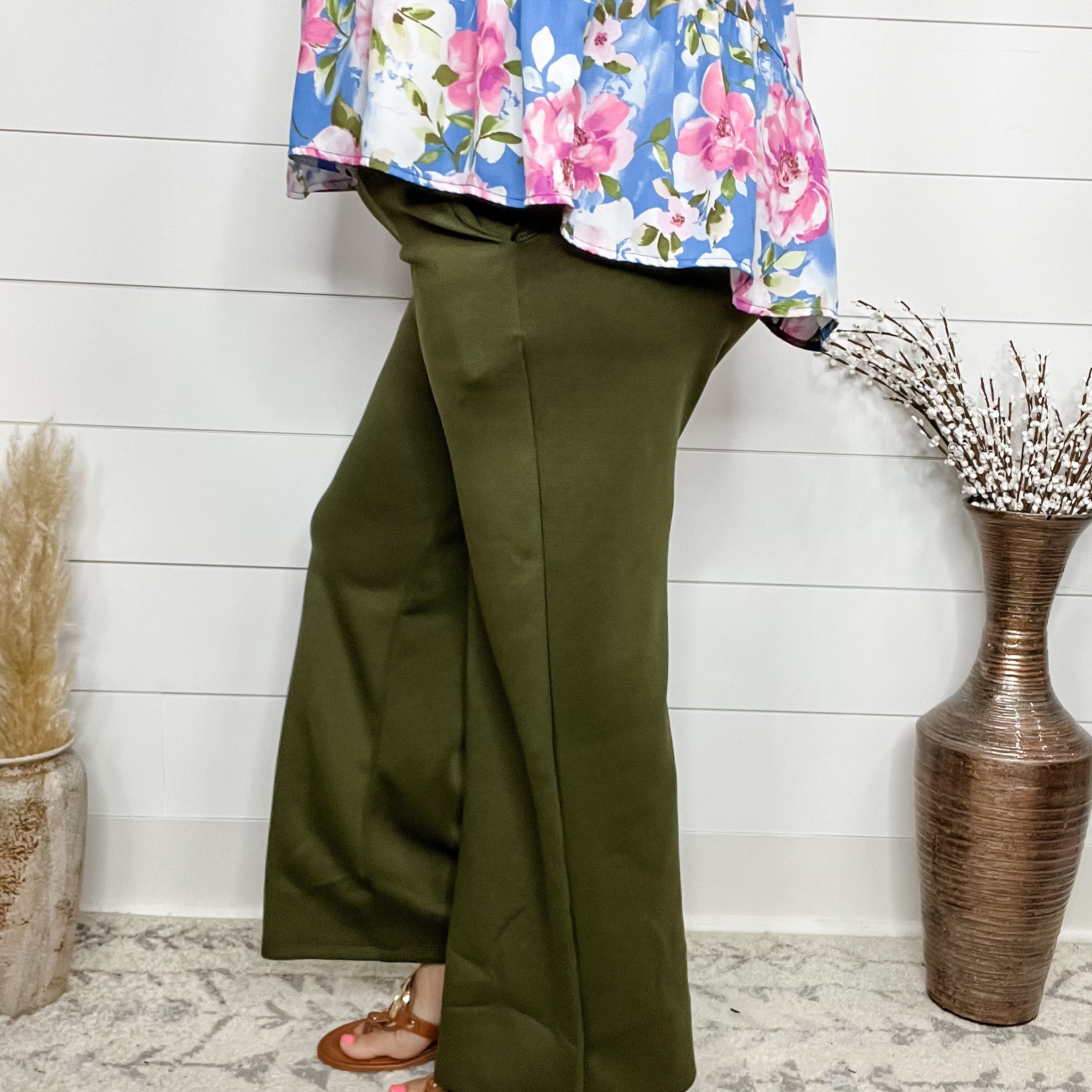 "In Flight" Wide Leg Open Bottom Casual Pants with Pockets (Olive)-Lola Monroe Boutique