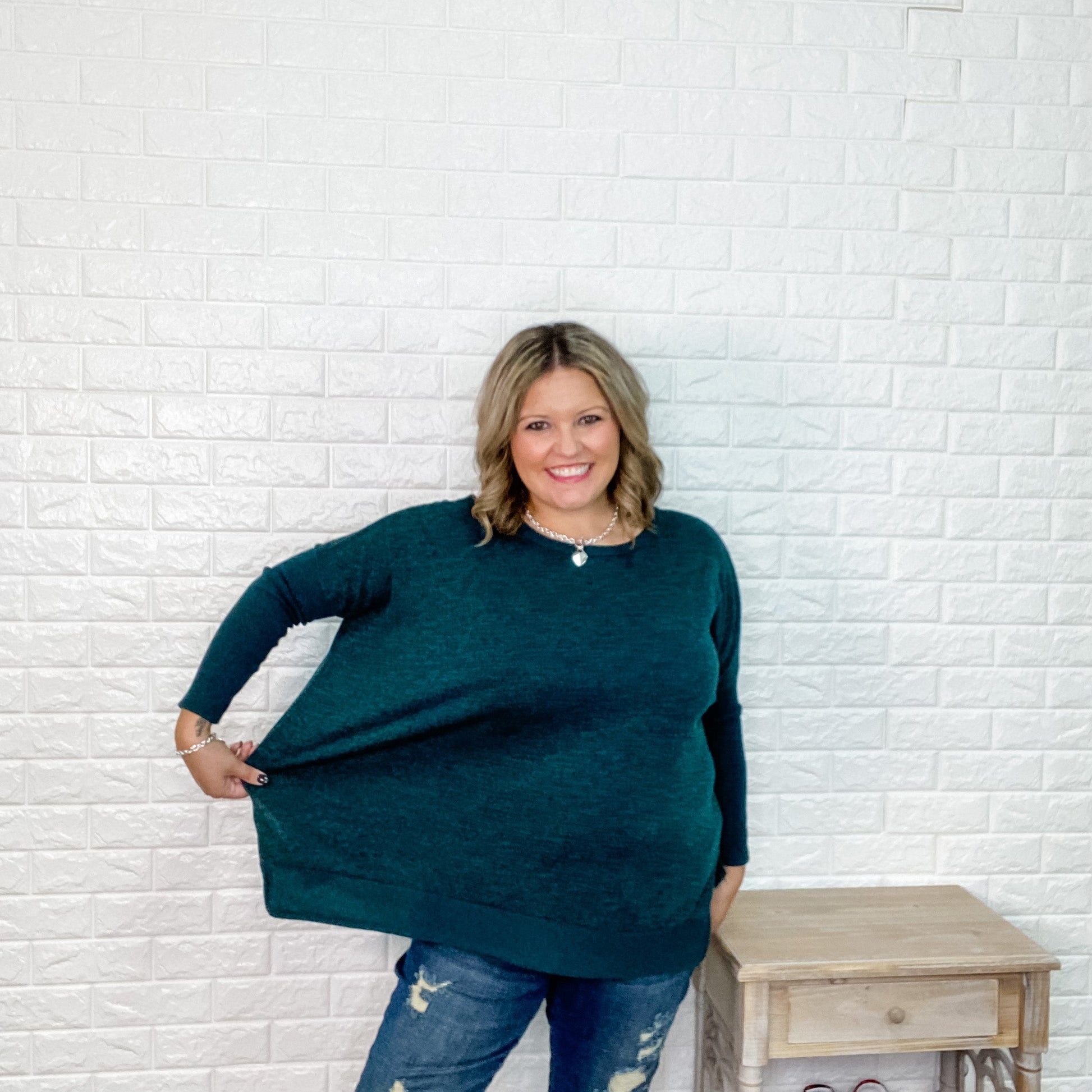 "Ivy" 3/4 Sleeve Oversized Weekender Style Top