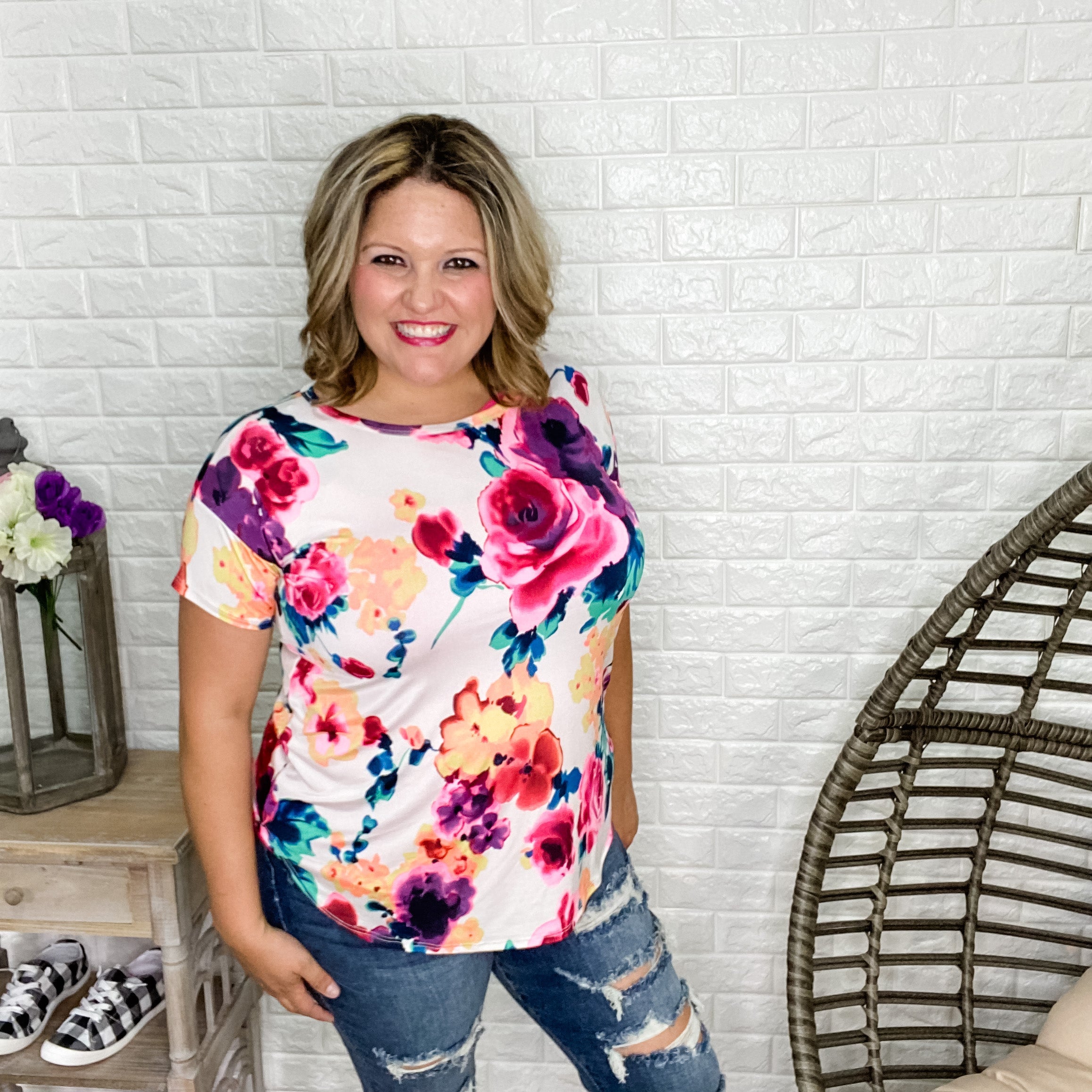 "Jackie" Floral Short Sleeve-Lola Monroe Boutique