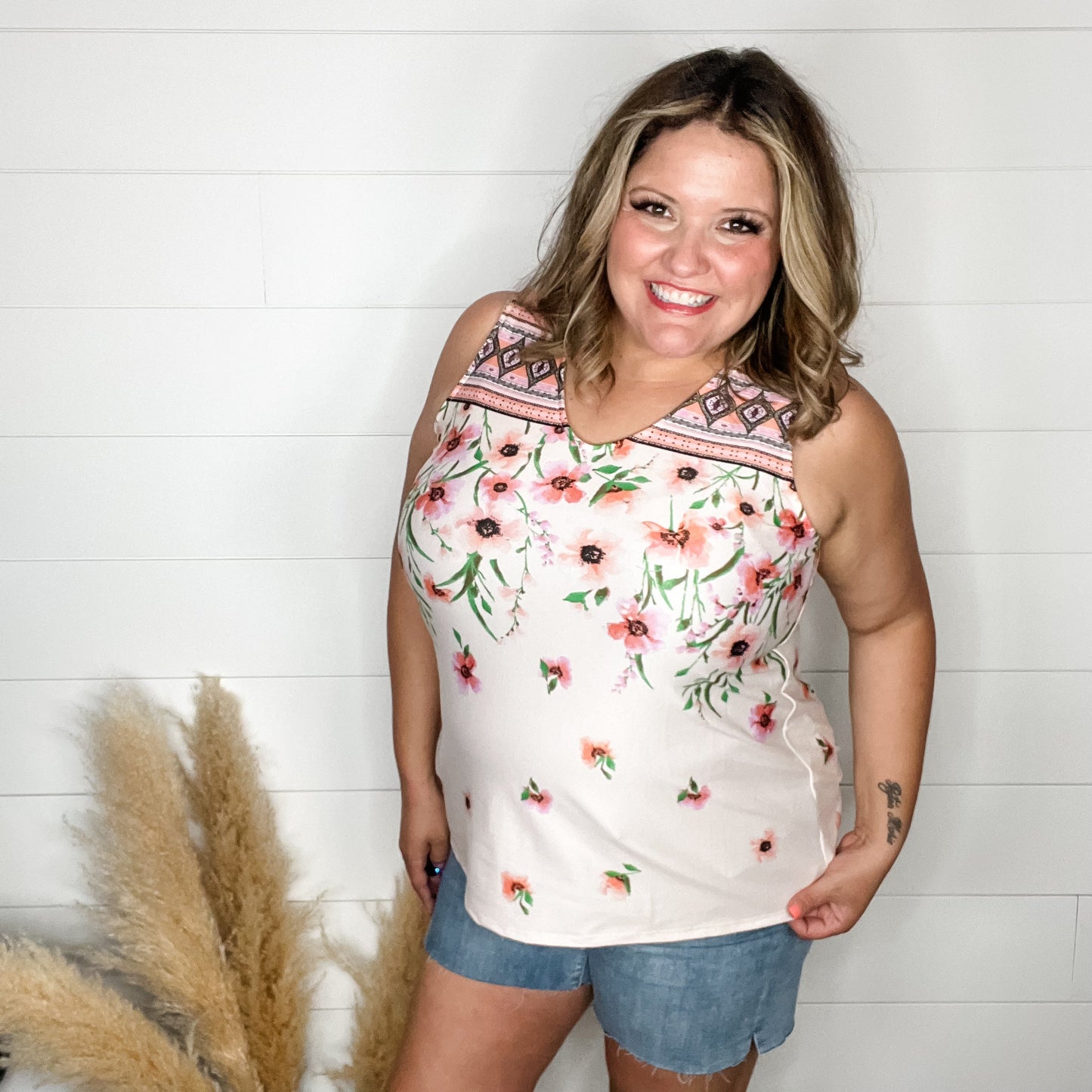 "James" Floral U Neck Tank (Blush & Peach)