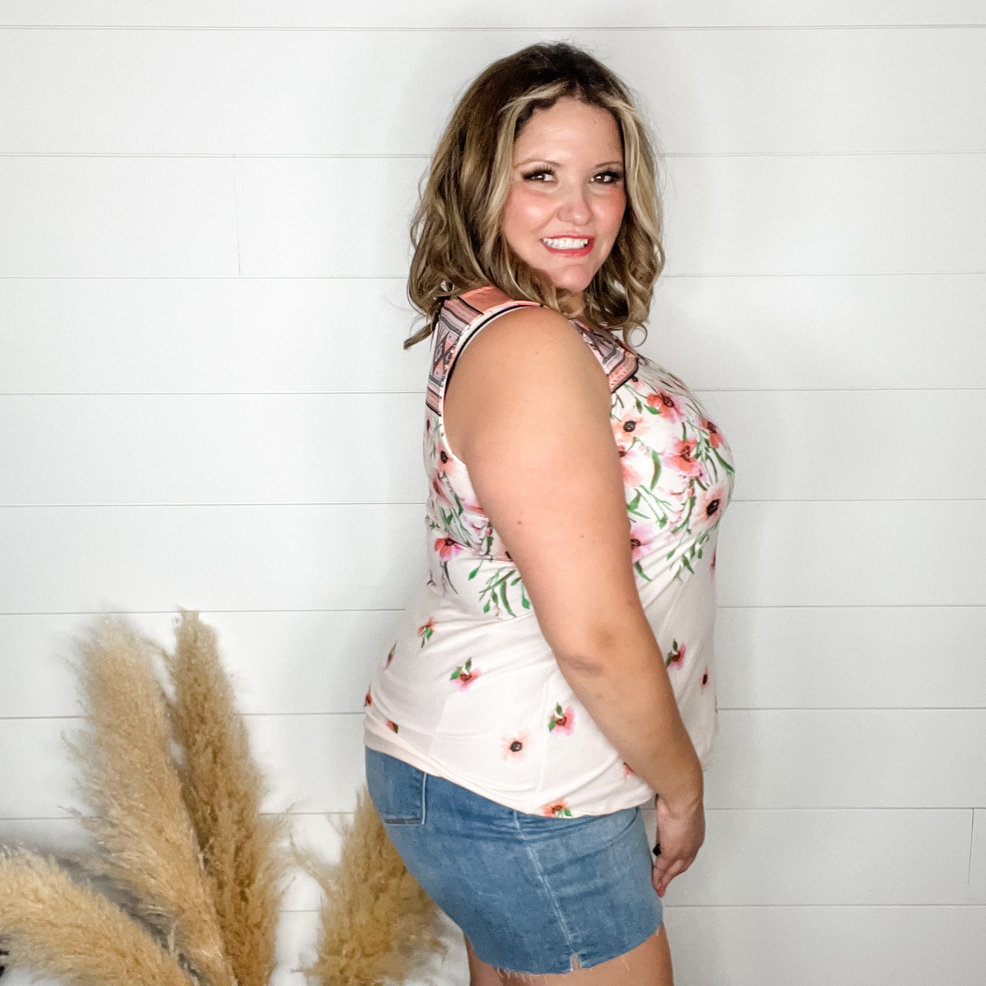 "James" Floral U Neck Tank (Blush & Peach)