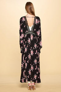 "Jessa" Lace Edge Floral Kimono-Lola Monroe Boutique