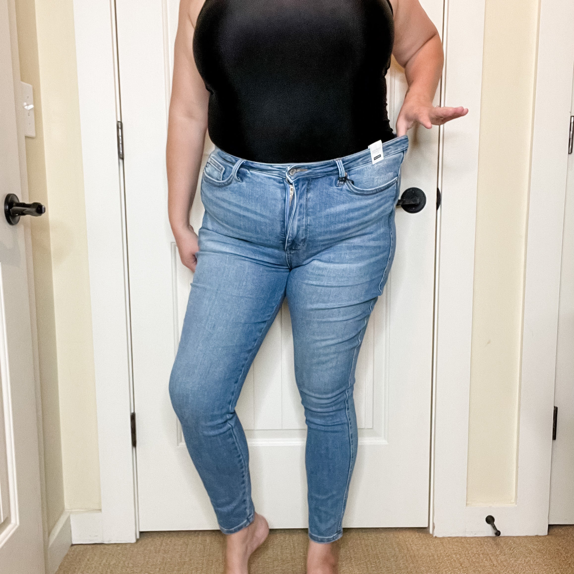 Judy Blue "Booty For Days" Tummy Control Skinny Jeans-Lola Monroe Boutique