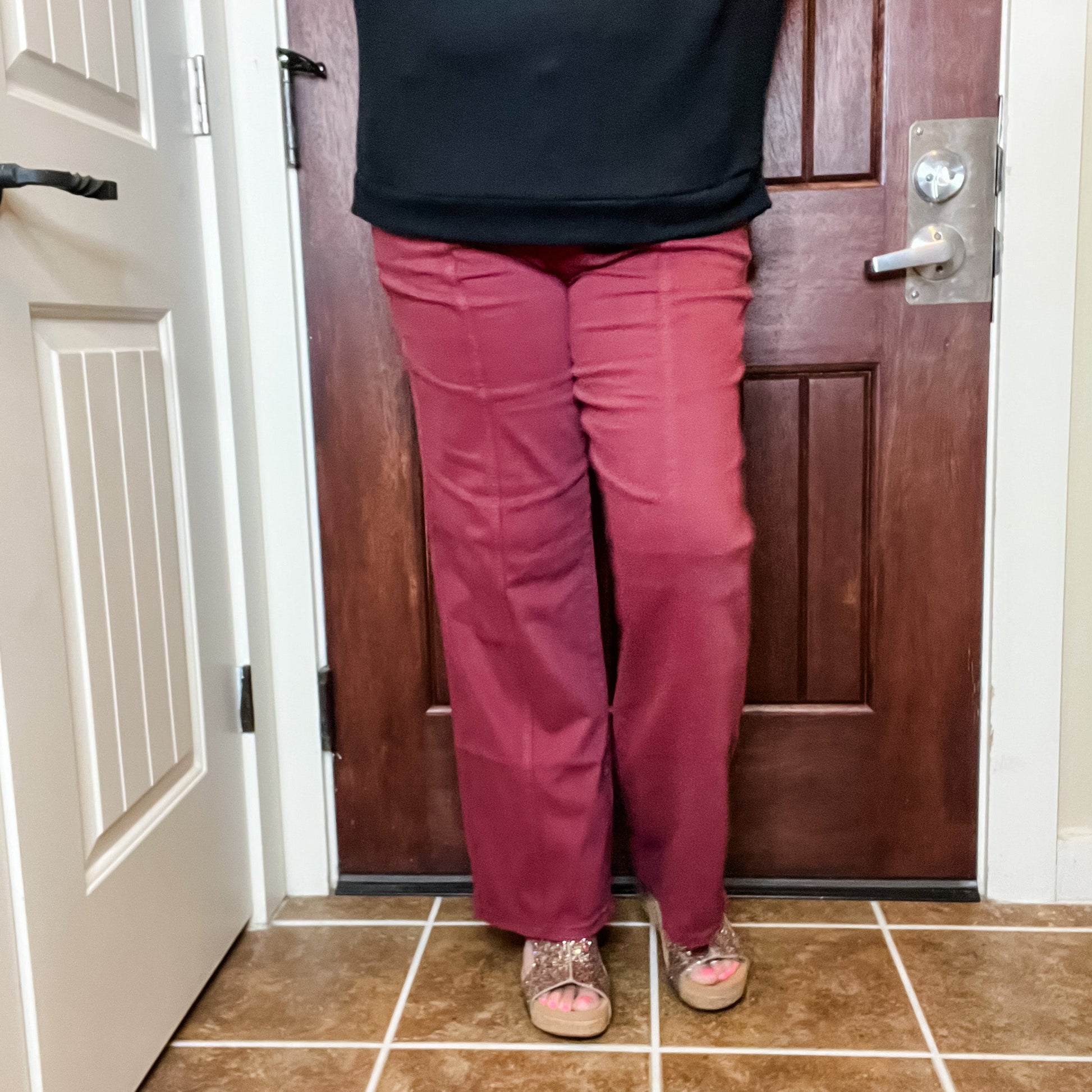 Judy Blue 88800 Front Seam Straight Leg Burgundy – Lola Monroe