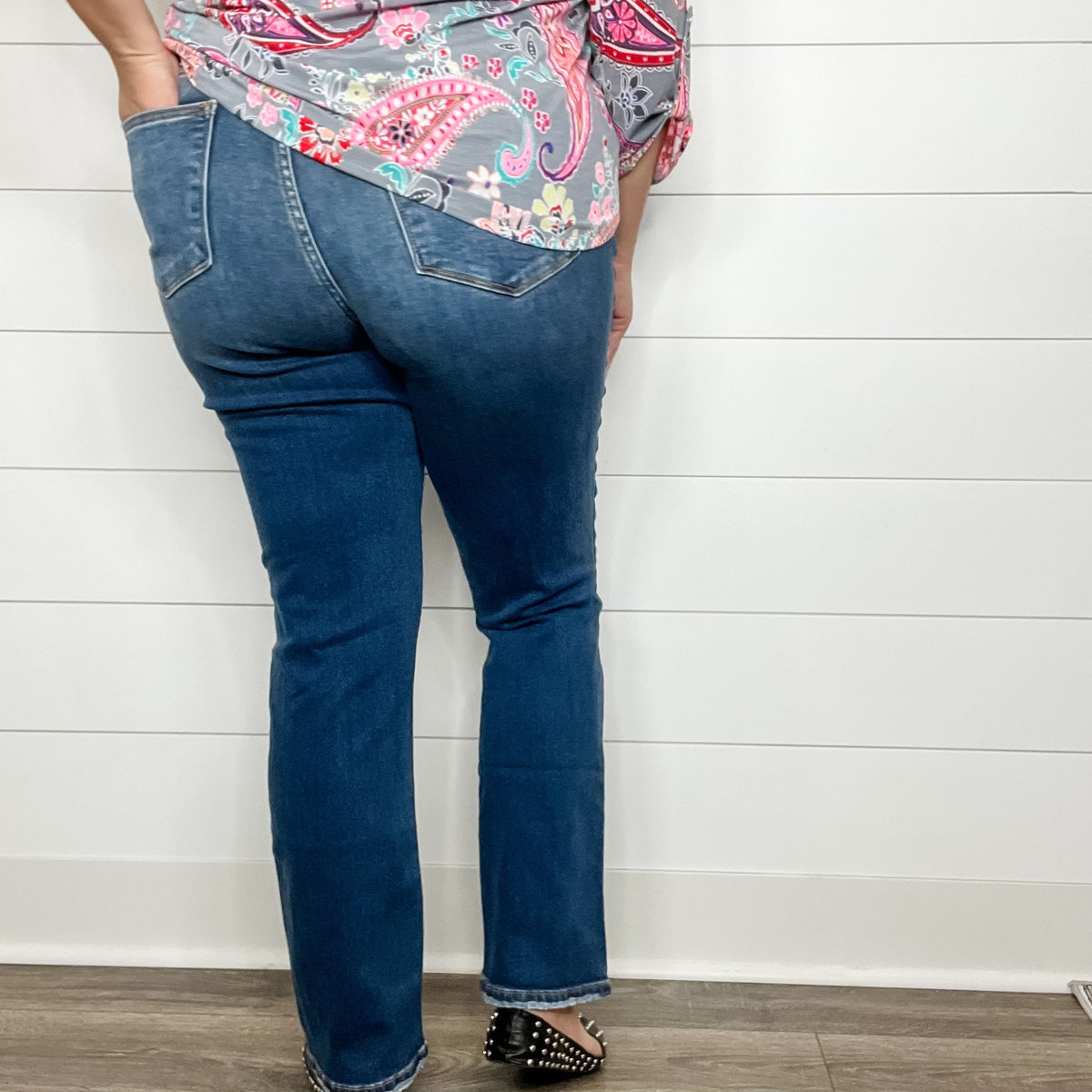 Judy Blue "Carrot Nose" Thermal Straight Leg Jeans-Lola Monroe Boutique