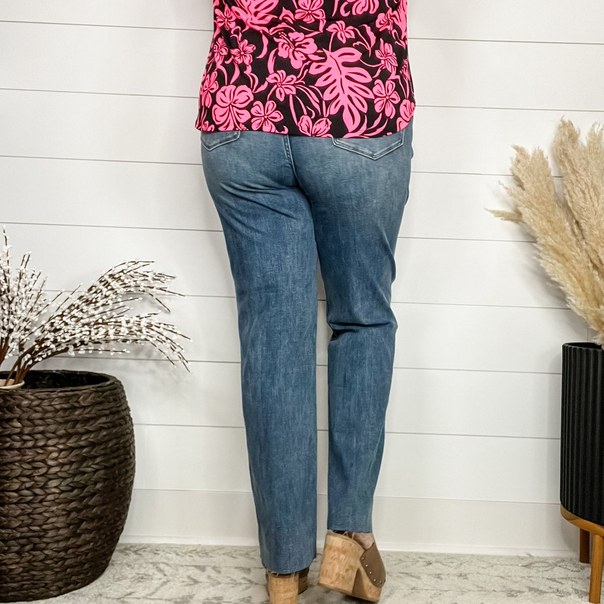 Judy Blue "Dance With Somebody" Tummy Control Straight Leg Jeans