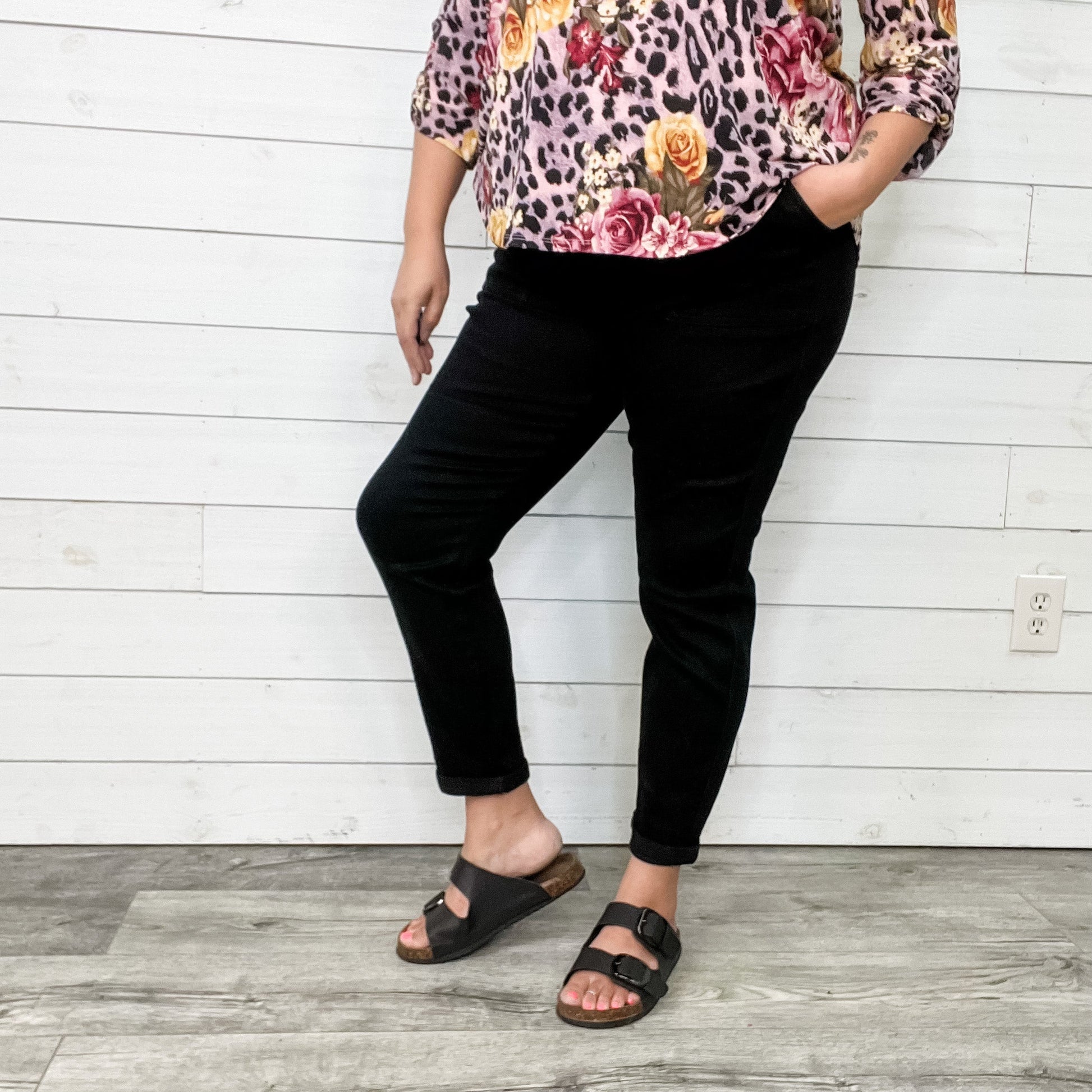 Judy Blue "Dark Side of the Moon" Black Jogger