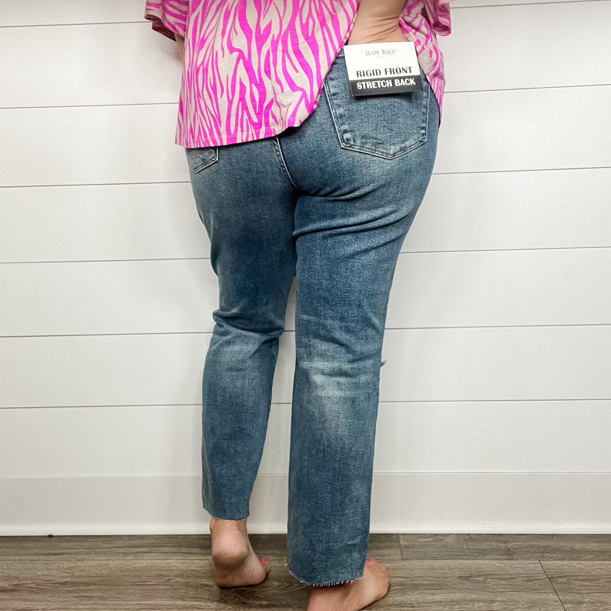 Judy Blue "Fit Right In" Rigid Magic Jeans-Lola Monroe Boutique