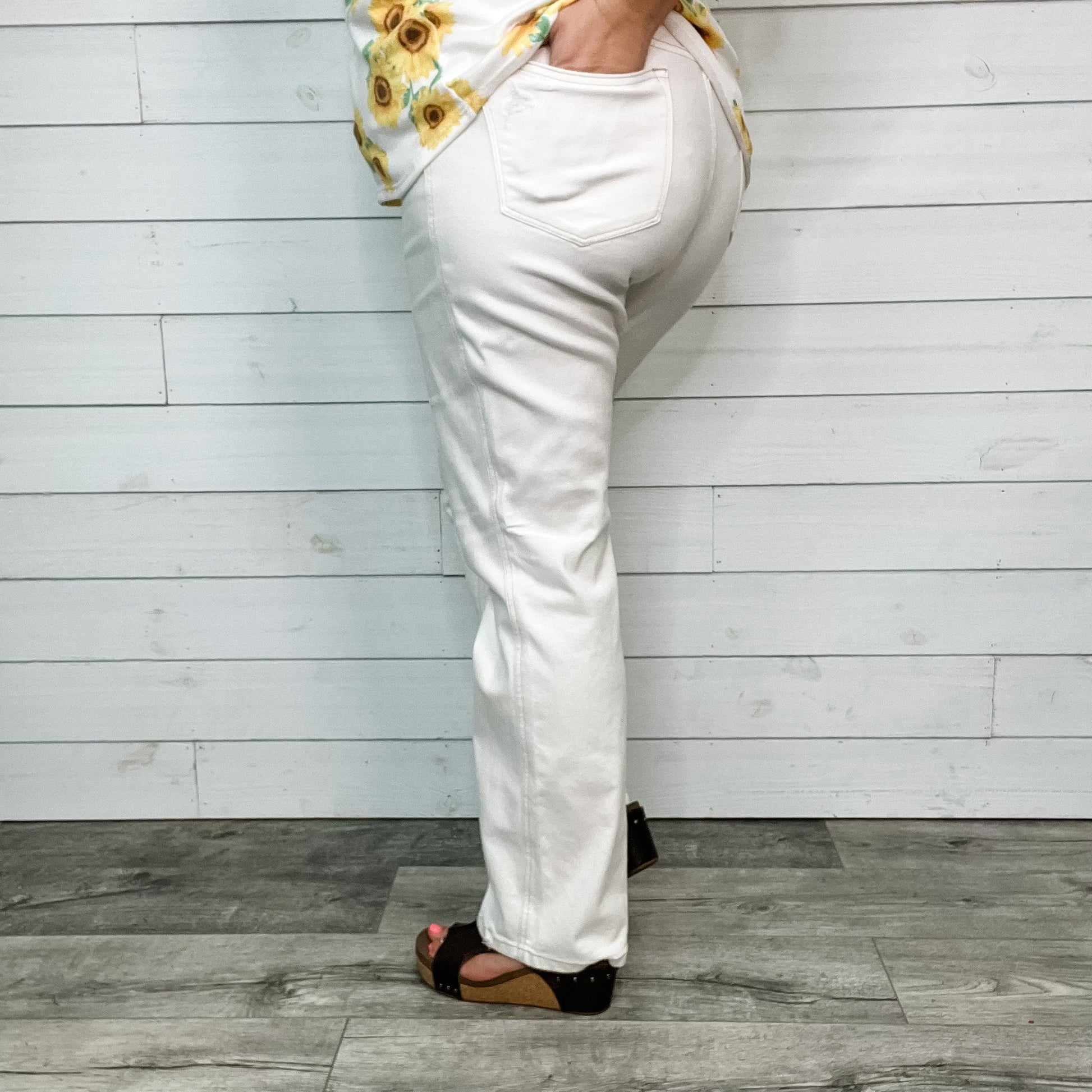 Judy Blue "Milk Mustache" White Straight Leg Jeans