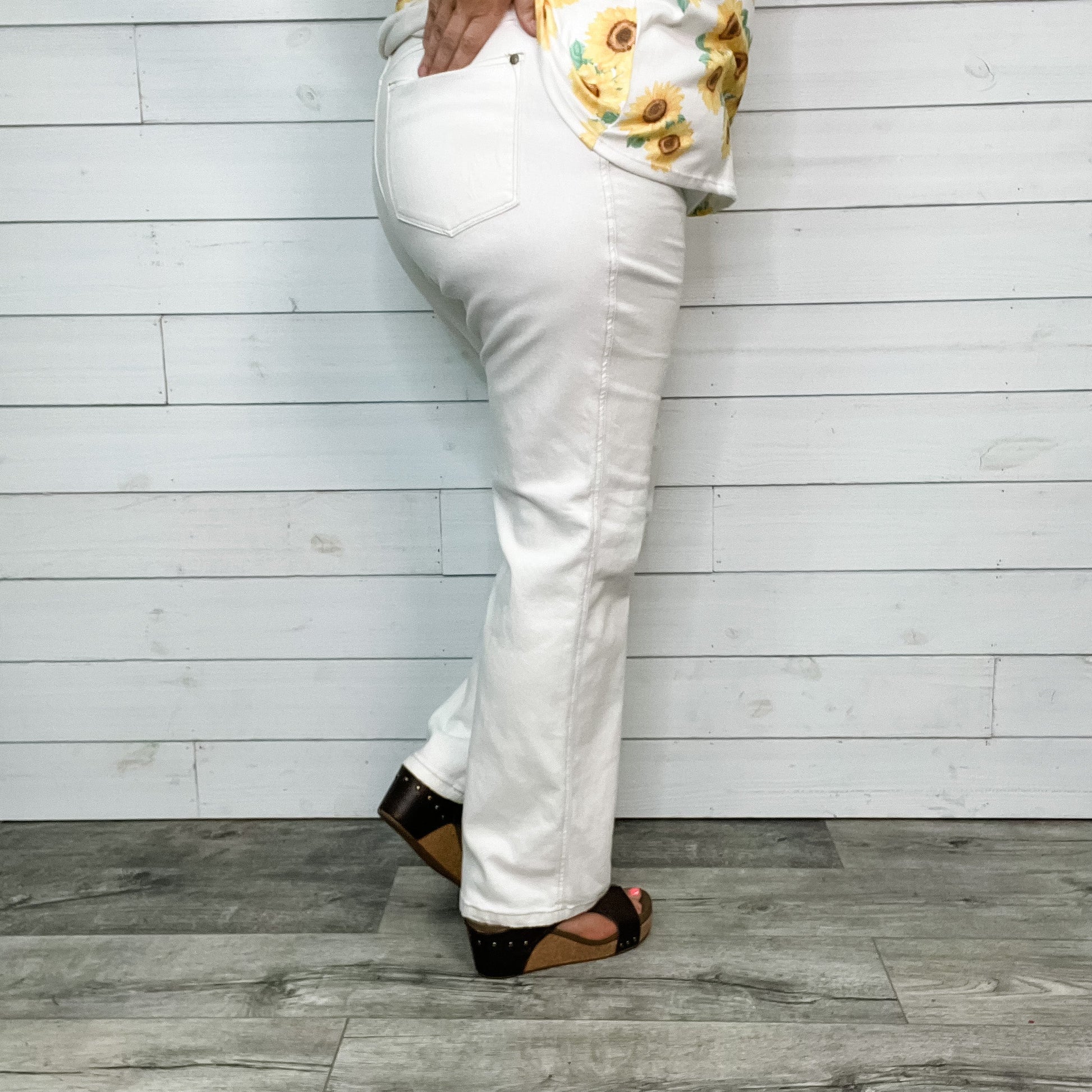 Judy Blue "Milk Mustache" White Straight Leg Jeans