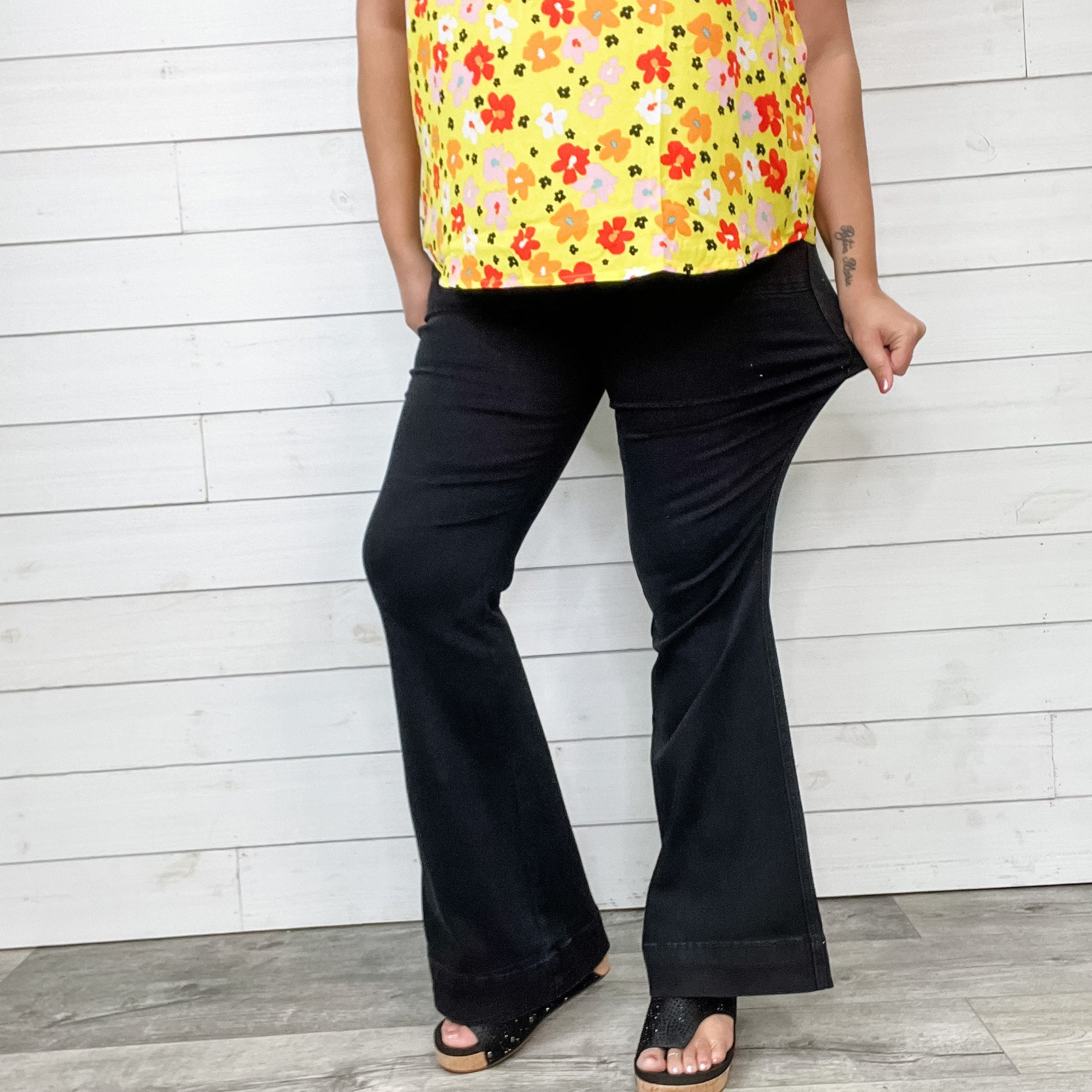 Judy Blue Pull On Black Jeggings Trouser Flares