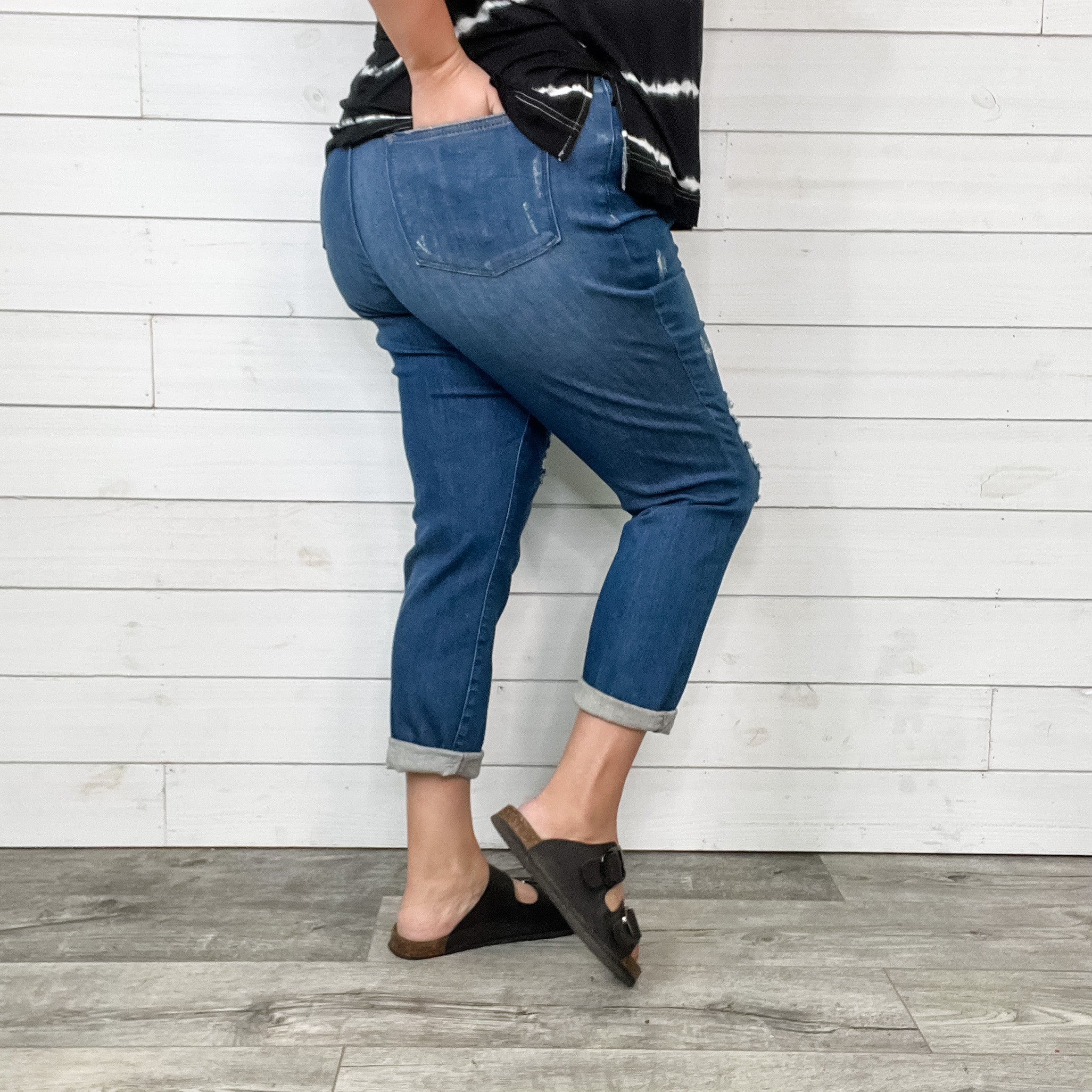 Judy Blue "She's A Wild One" Buttonfly Boyfriend Jean-Lola Monroe Boutique