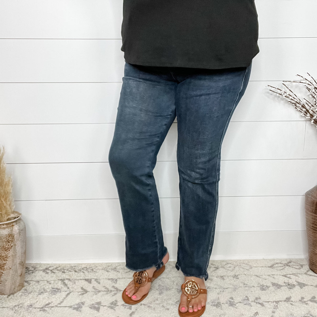 Judy Blue "So Dark" Straight Leg Jeans