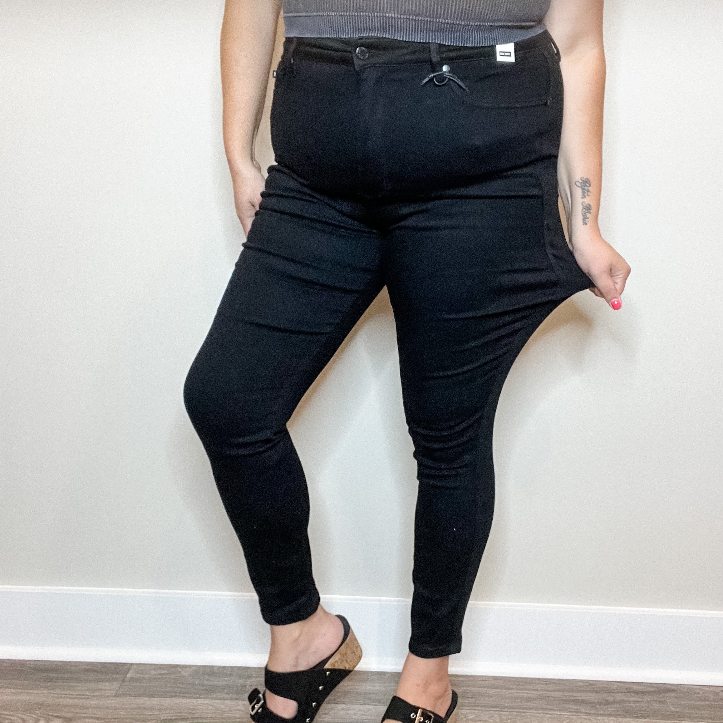 Judy Blue "Sweet Nothings" Tummy Control Black Skinny Jeans-Lola Monroe Boutique