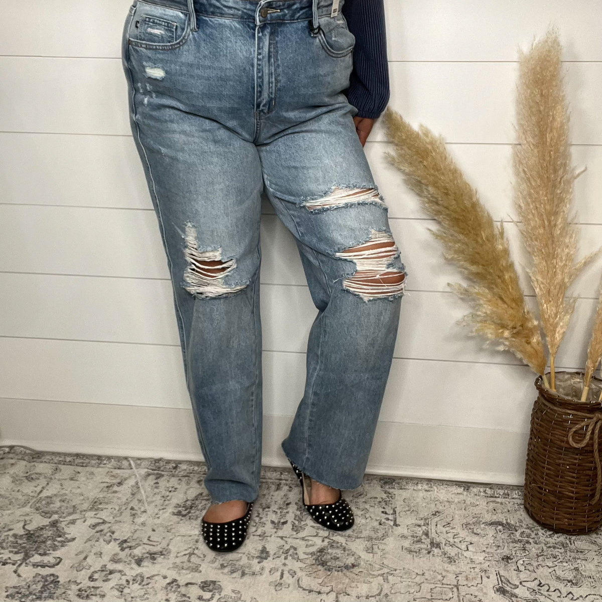 Judy Blue "Vanished" Rigid Straight Leg Jeans-Lola Monroe Boutique