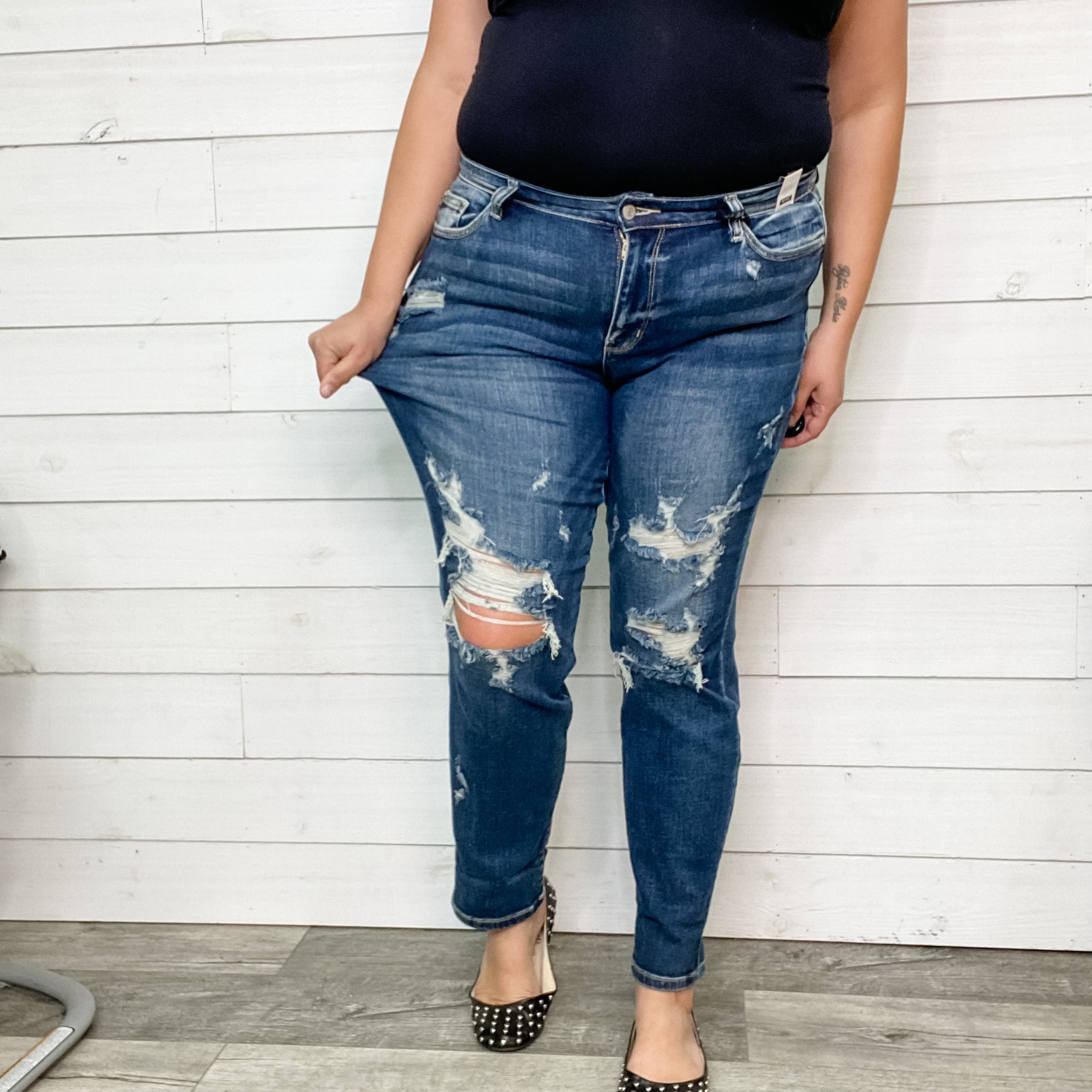 Judy Blue "Welcome to the Party" Boyfriend Jeans-Lola Monroe Boutique