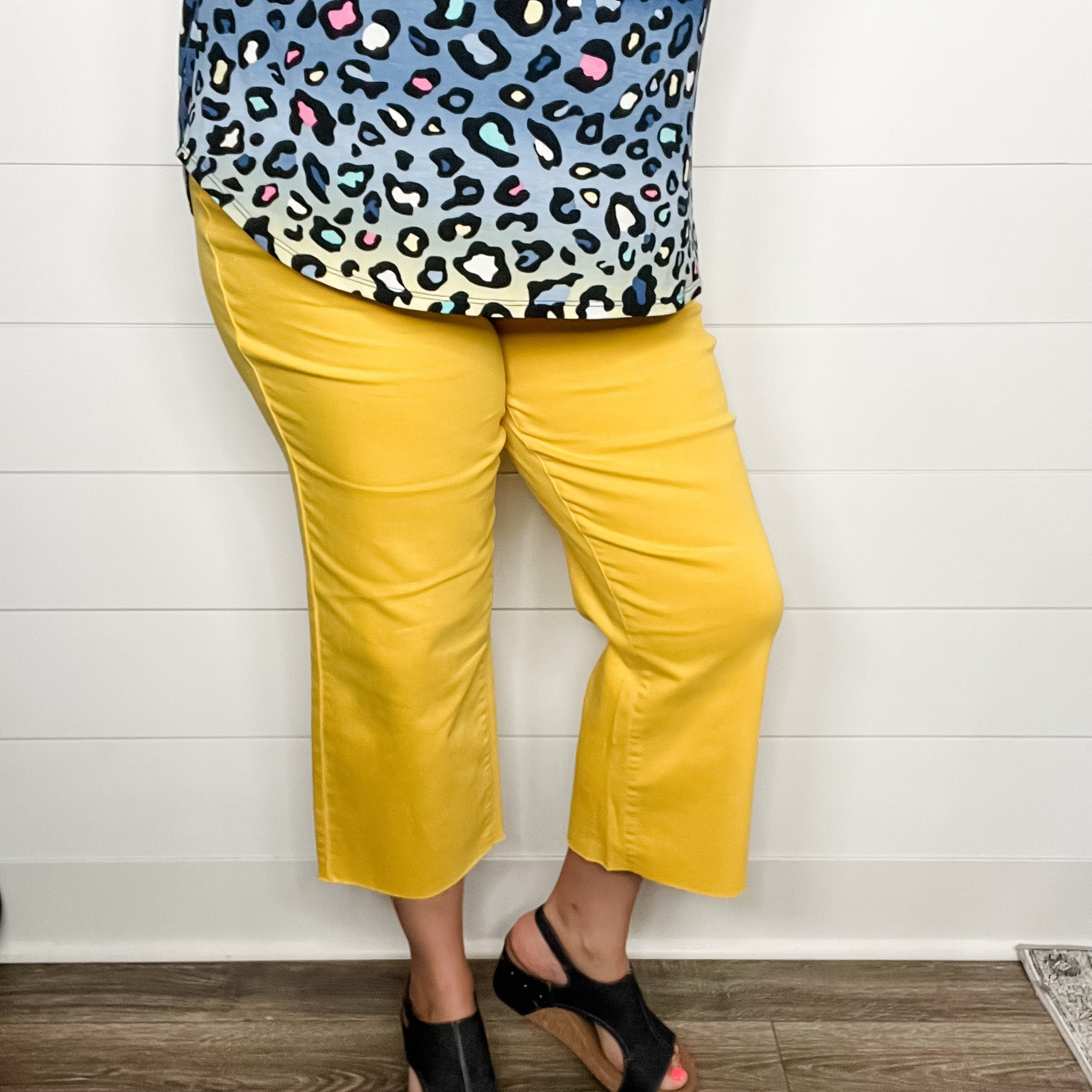 Judy Blue "You Are My Sunshine" Wide Leg Crops-Lola Monroe Boutique