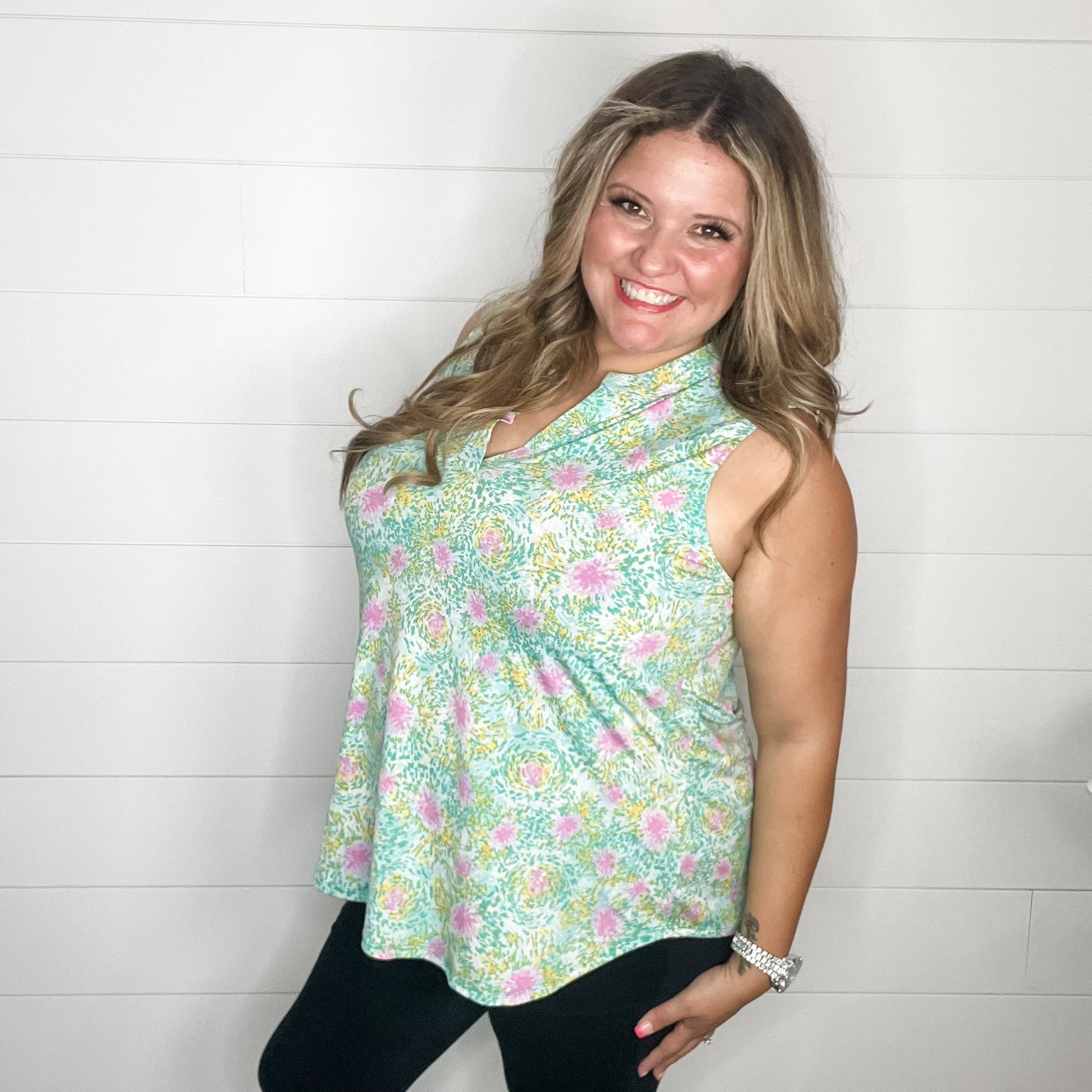 "Lerae" Sleeveless Lizzy