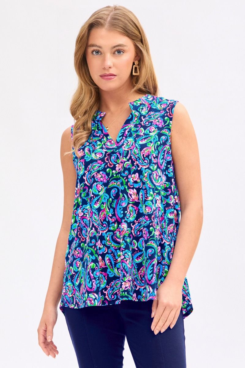 "Amherst" Sleeveless Split Neck