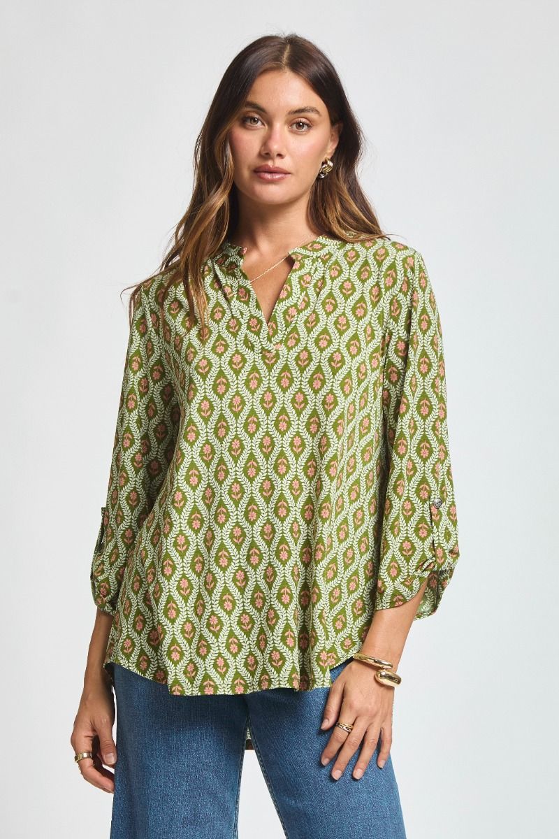 "Duck" 3/4 Sleeve Split Neck