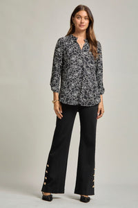 Dear Scarlett "Panda" 3/4 Sleeve Split Neck