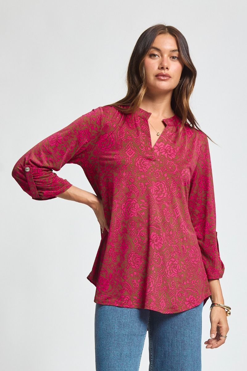"Osprey" 3/4 Sleeve Split Neck