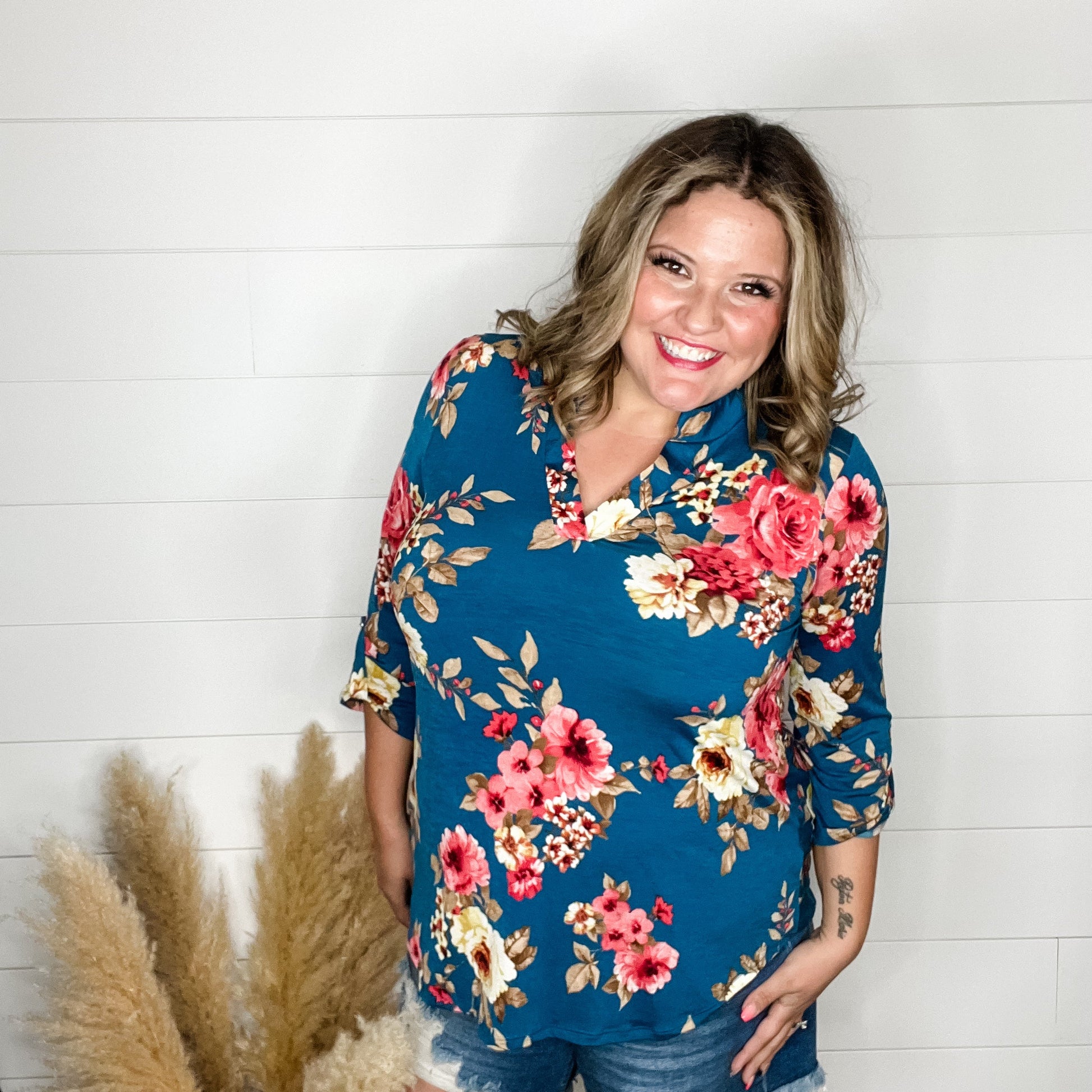 "Long Shot" Floral Lizzy 3/4 Sleeve Split Neck