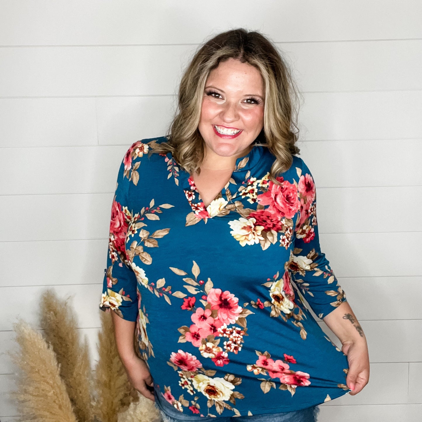 "Long Shot" Floral Lizzy 3/4 Sleeve Split Neck