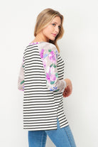 "Lucy" 3/4 Sleeve V Neck Floral Accents-Lola Monroe Boutique