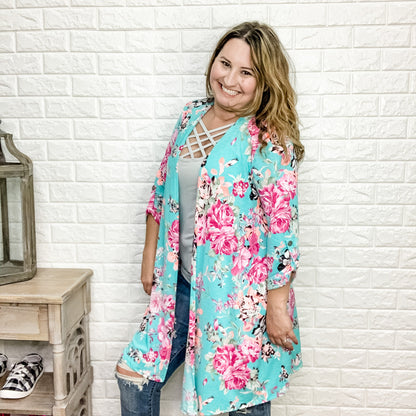 "Lunchin On The Veranda" Floral 3/4 Sleeve Kimono