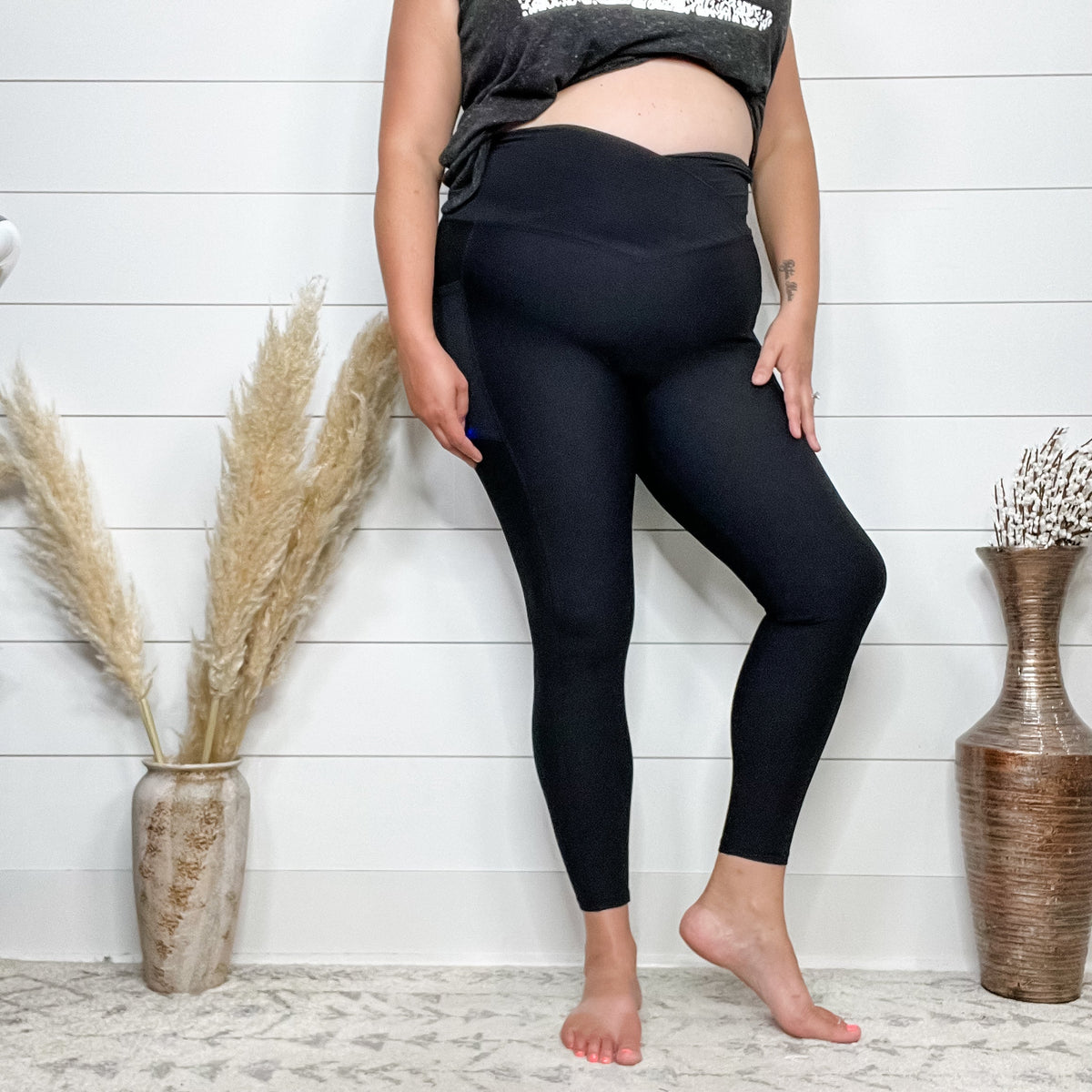 Max Sculpt Black Ribbed Leggings with Pockets