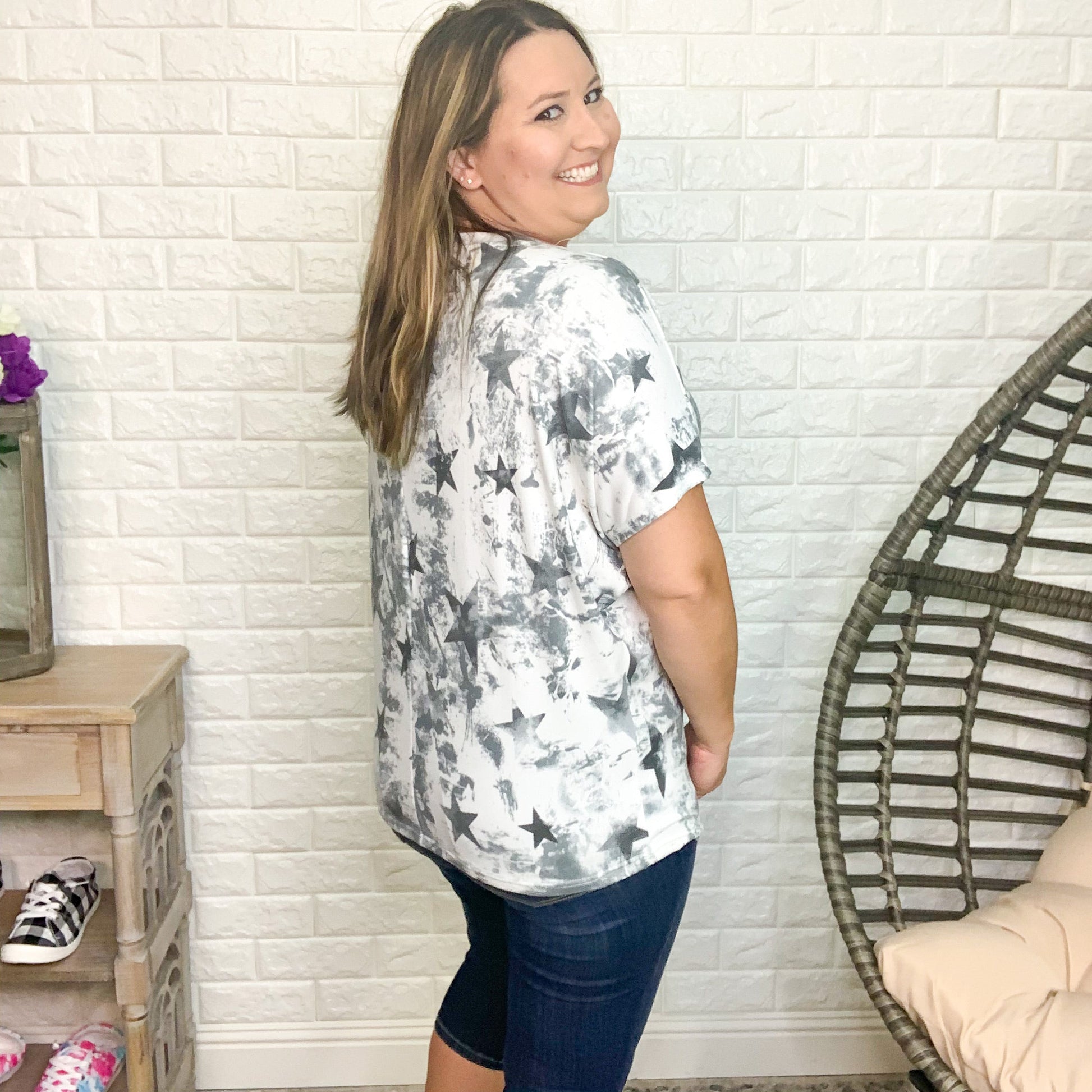 "Melanie" Star V-Neck