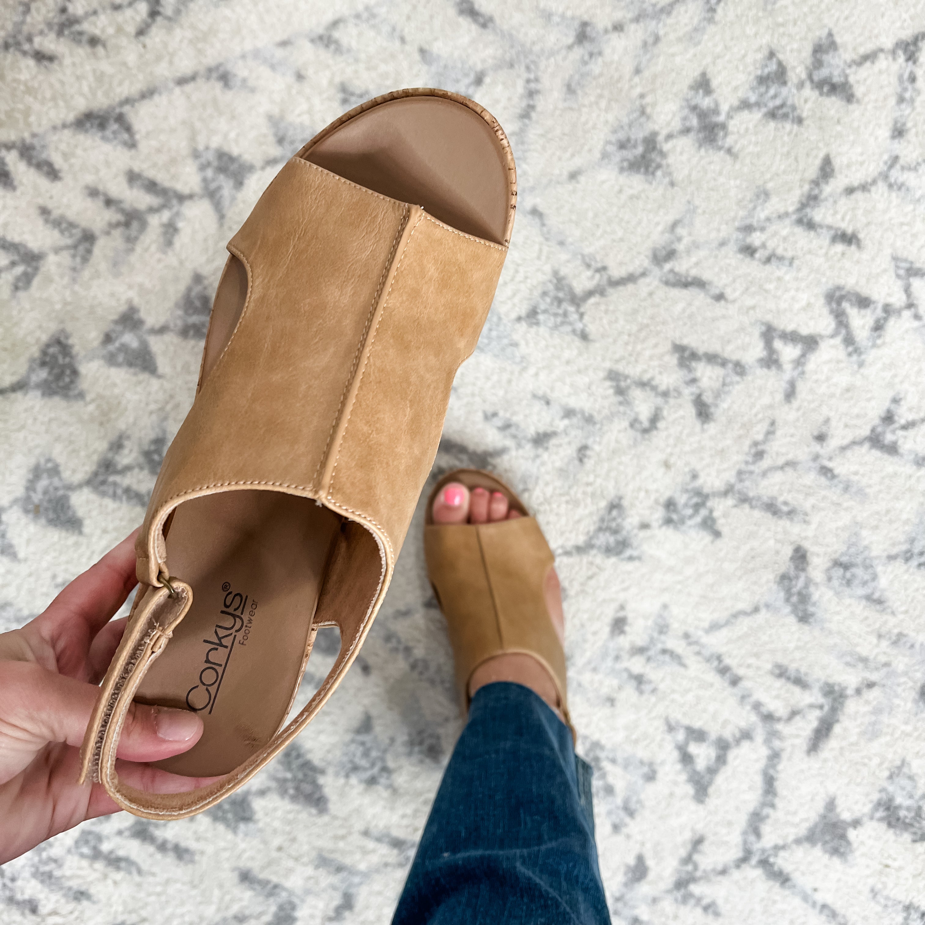 "Miss Carley" Cork Block Heel Sandal (Caramel)-Lola Monroe Boutique